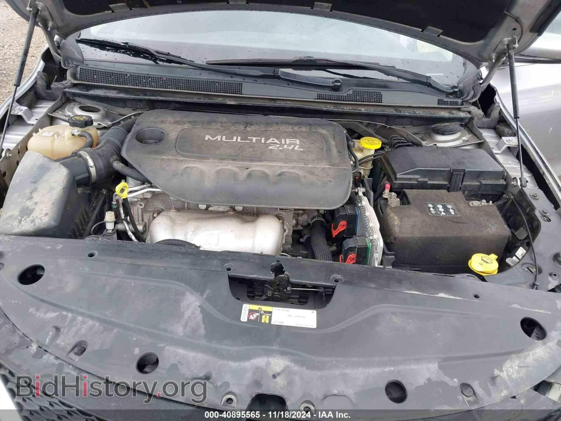 2015 CHRYSLER 200 - VIN: 1C3CCCAB9FN758067 - Photo 10