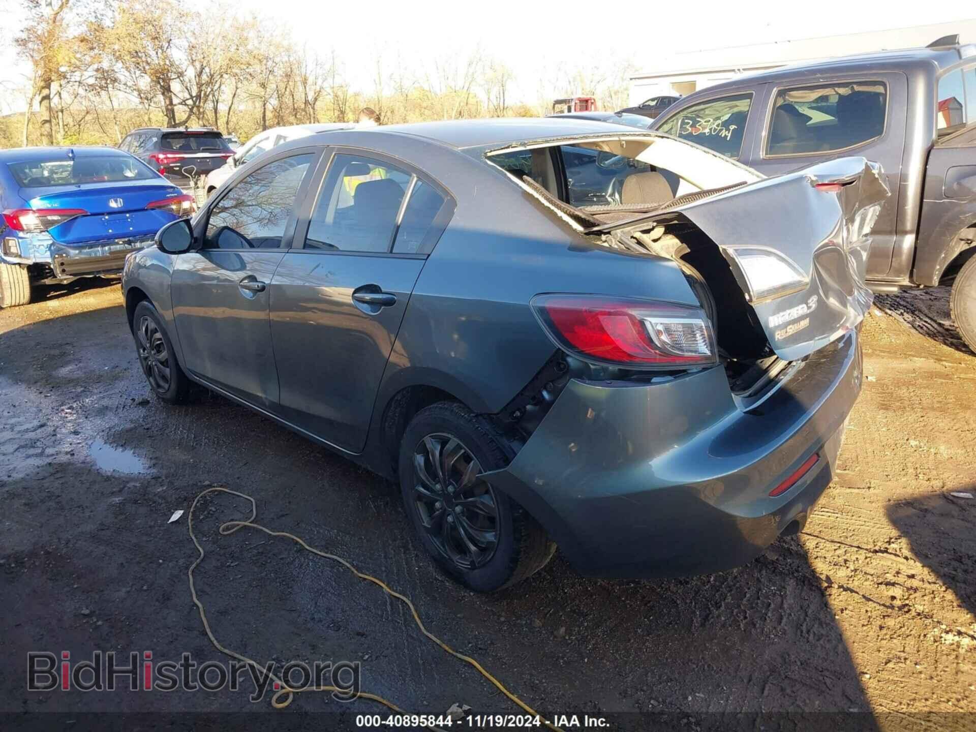 2013 MAZDA MAZDA3 - VIN: JM1BL1TF8D1806593 - Фото 3