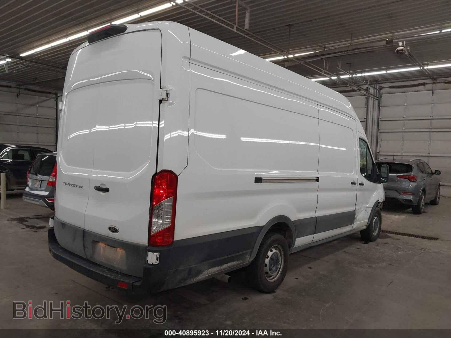 2022 FORD TRANSIT-350 CARGO VAN - VIN: 1FTBW3X83NKA50679 - Фото 4