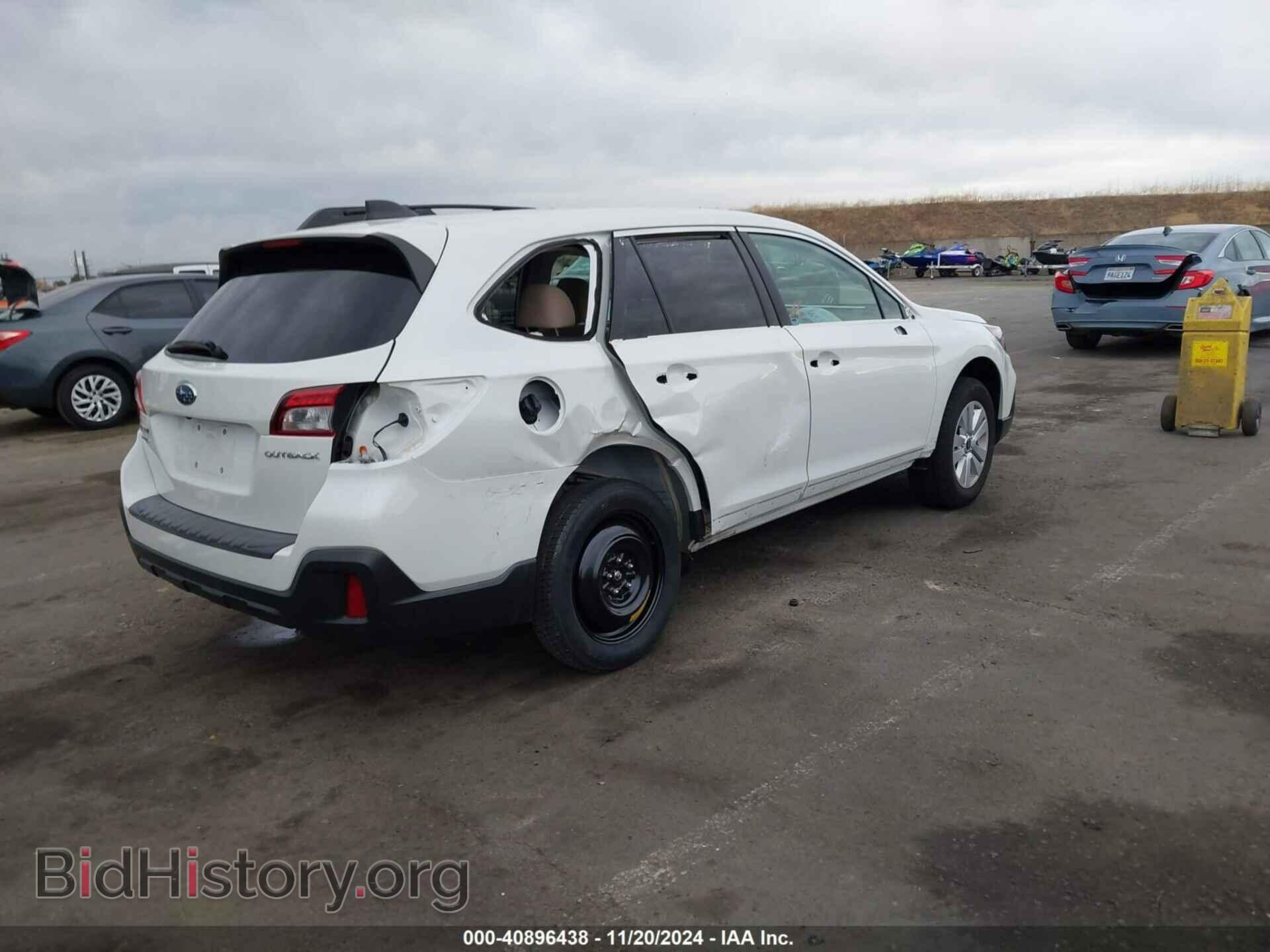2019 SUBARU OUTBACK - VIN: 4S4BSAHC8K3388552 - Фото 4