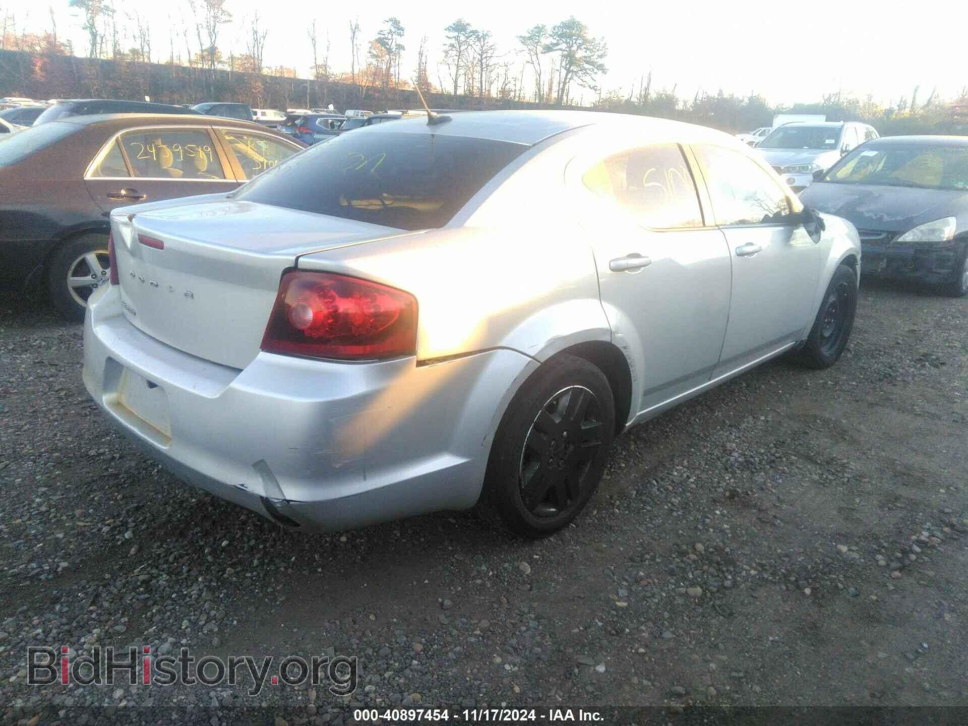 2011 DODGE AVENGER - VIN: 1B3BD4FB9BN608152 - Photo 4