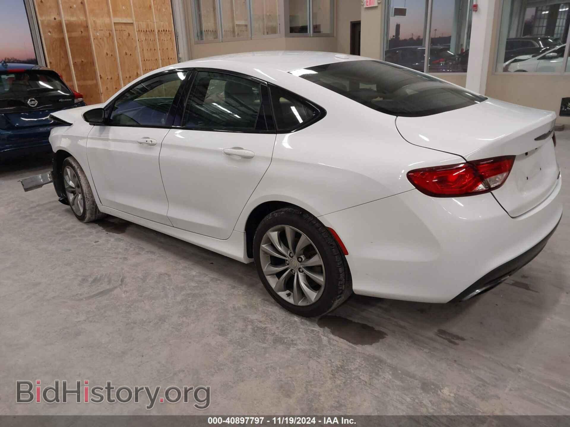 2016 CHRYSLER 200 - VIN: 1C3CCCBB7GN173651 - Фото 3
