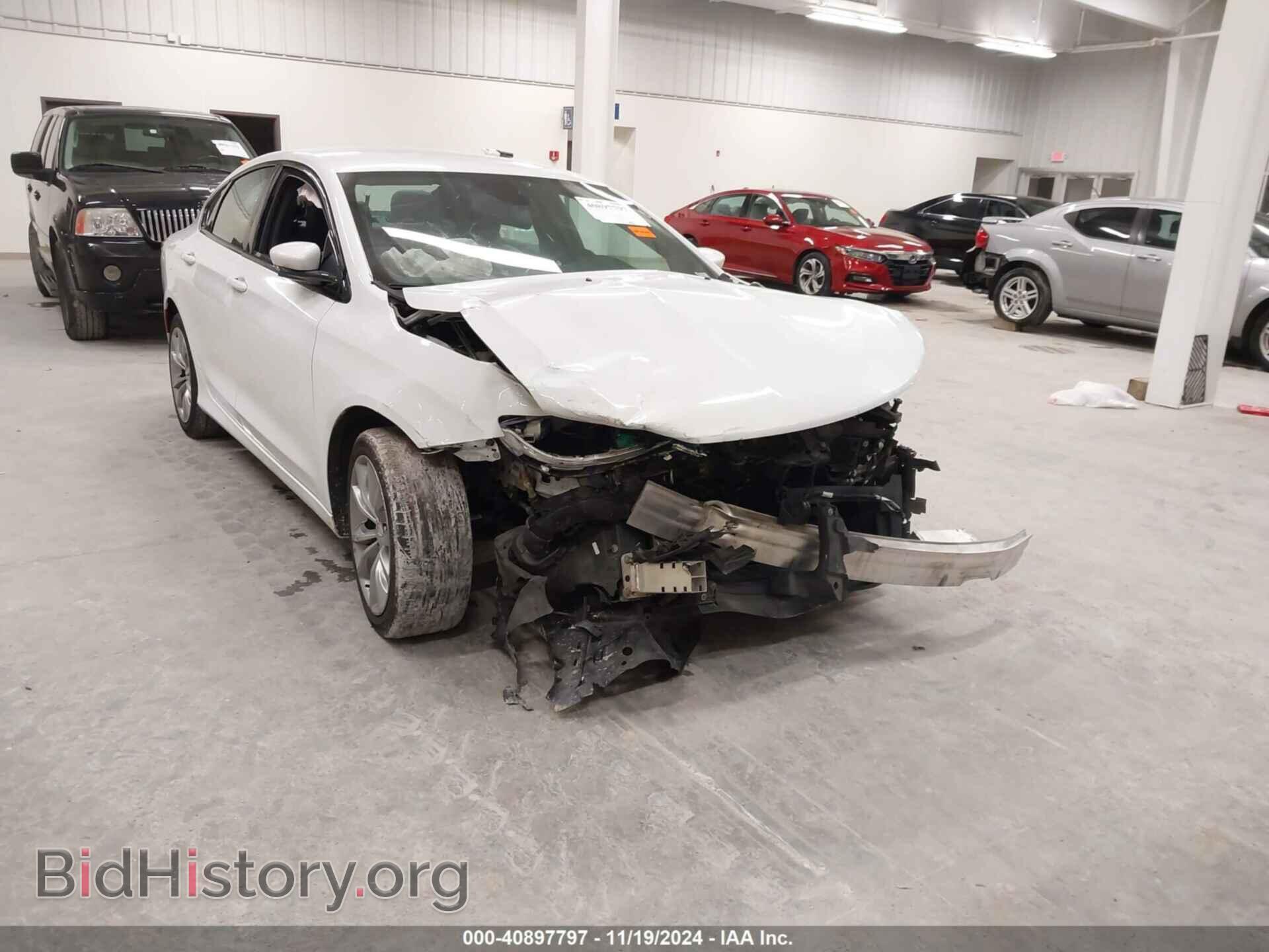 2016 CHRYSLER 200 - VIN: 1C3CCCBB7GN173651 - Фото 6