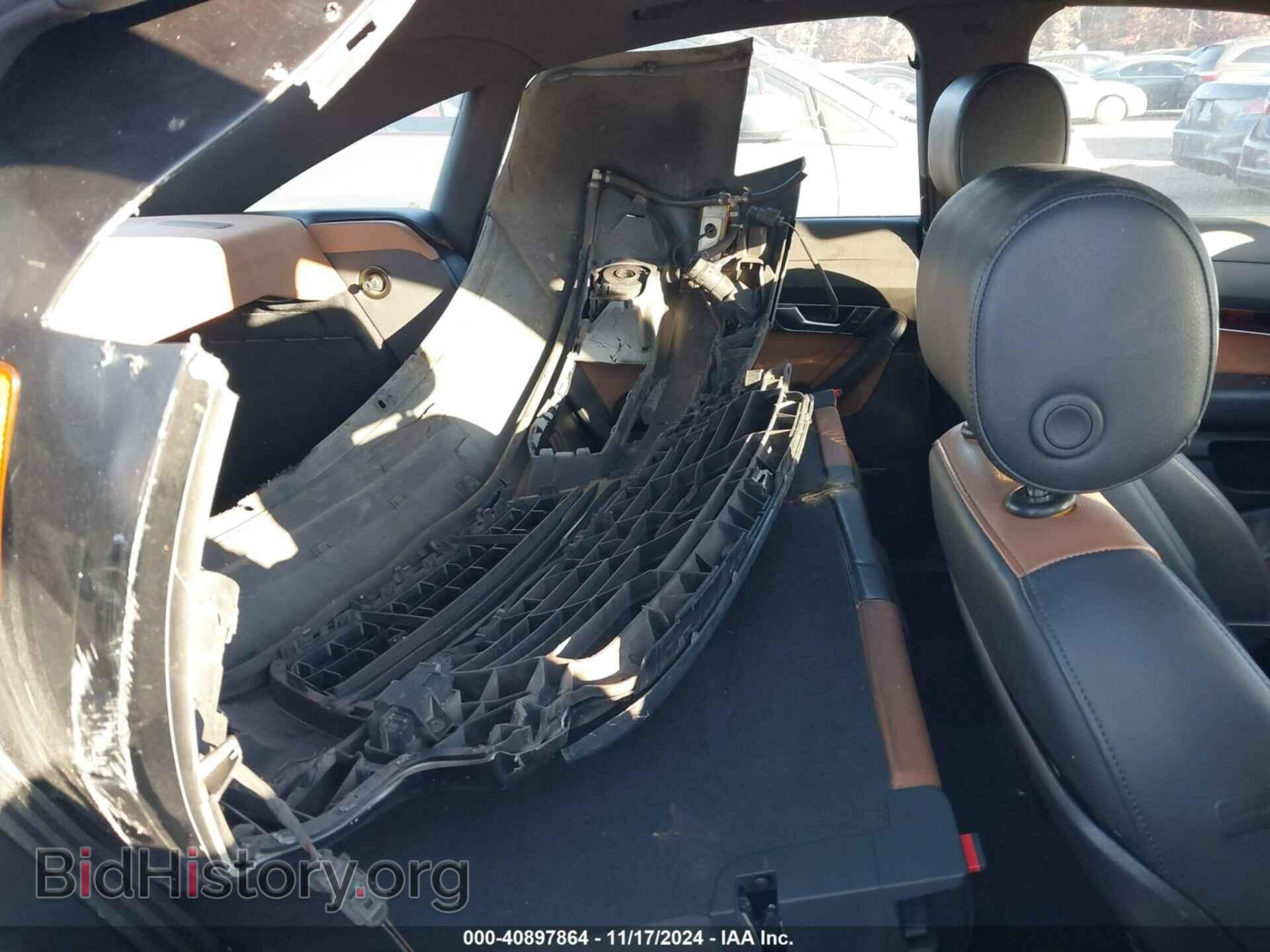 2011 AUDI A6 - VIN: WAUKGAFB8BN063644 - Фото 8