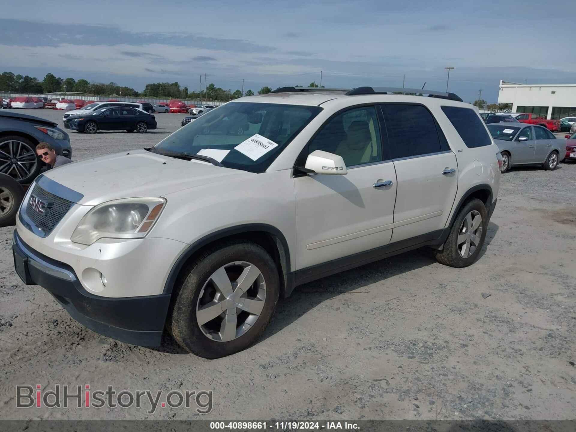2011 GMC ACADIA - VIN: 1GKKVRED6BJ312058 - Фото 2