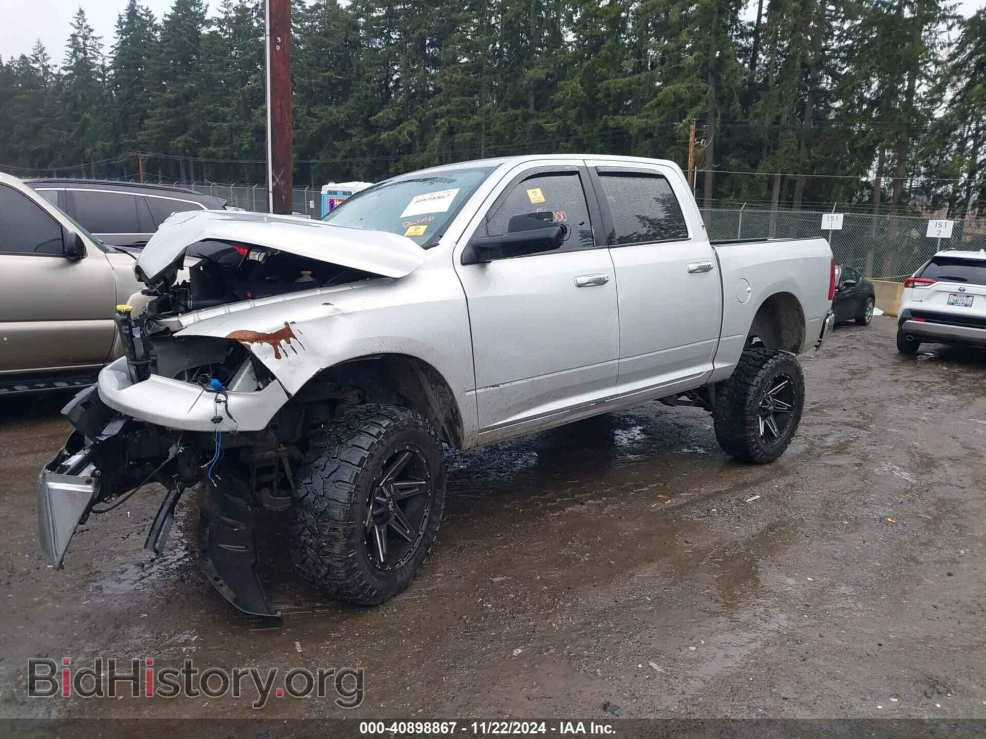 2012 RAM 1500 - VIN: 1C6RD7LT0CS163077 - Photo 2