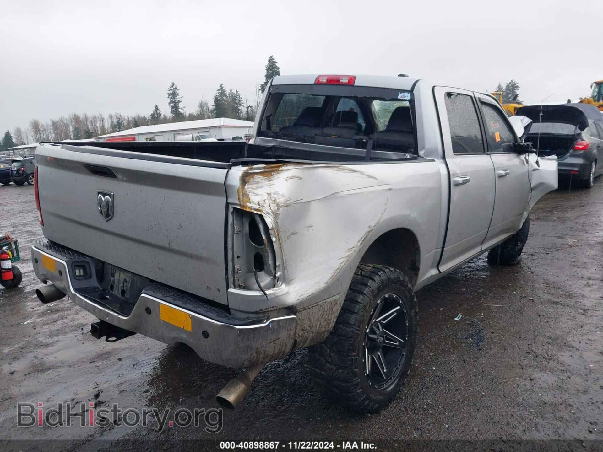 2012 RAM 1500 - VIN: 1C6RD7LT0CS163077 - Photo 4