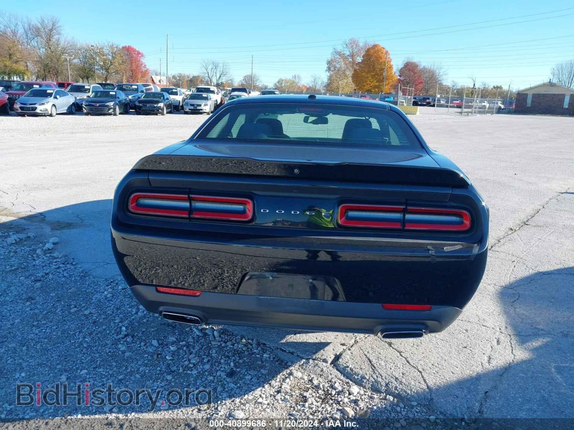 2018 DODGE CHALLENGER - VIN: 2C3CDZAG3JH242588 - Фото 17
