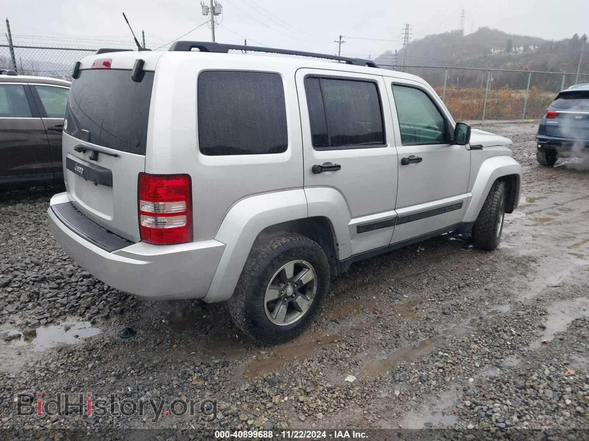 2009 JEEP LIBERTY - VIN: 1J8GN28K59W500708 - Фото 4