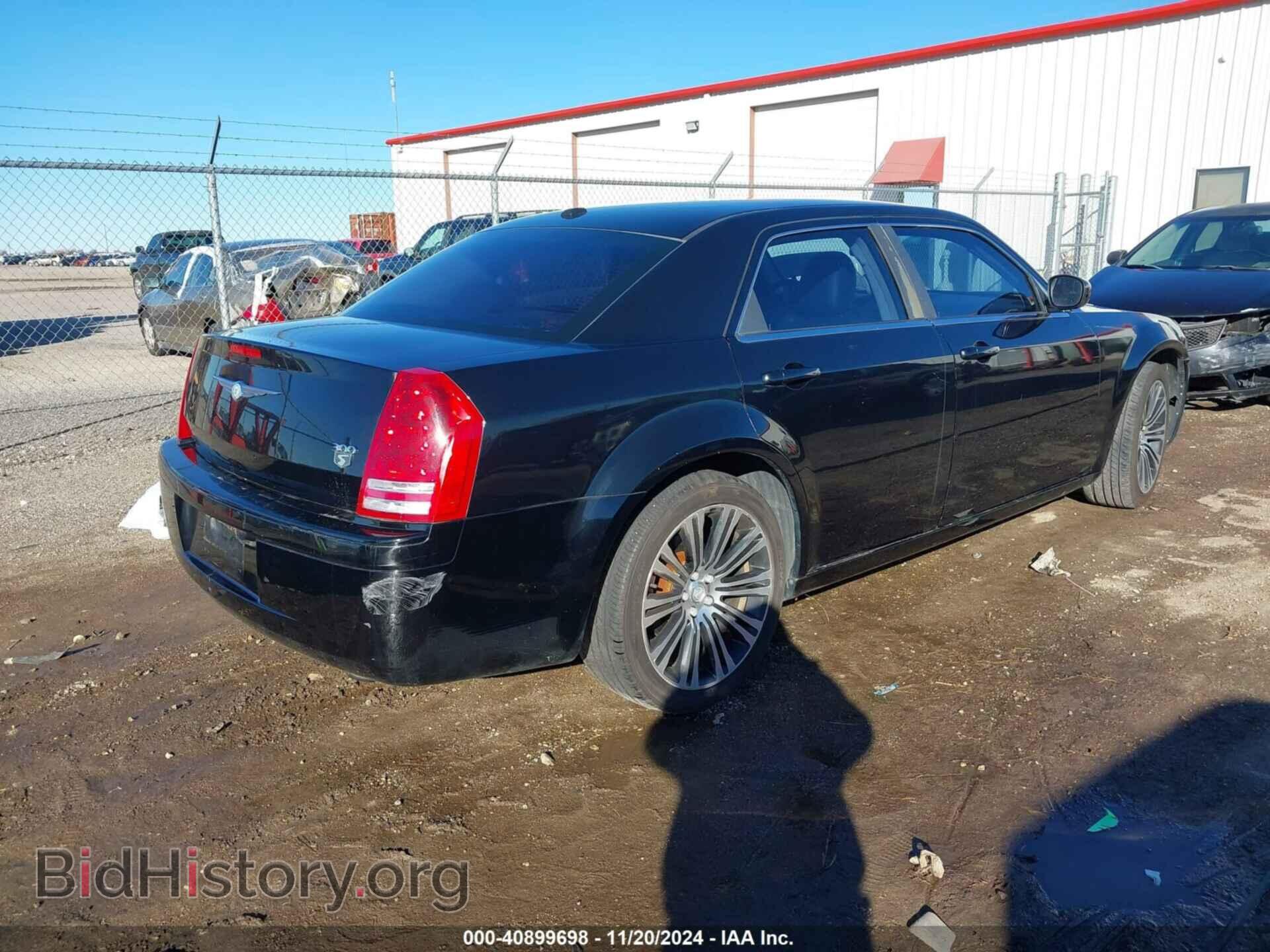 2010 CHRYSLER 300 - VIN: 2C3CA2CV7AH270728 - Фото 4