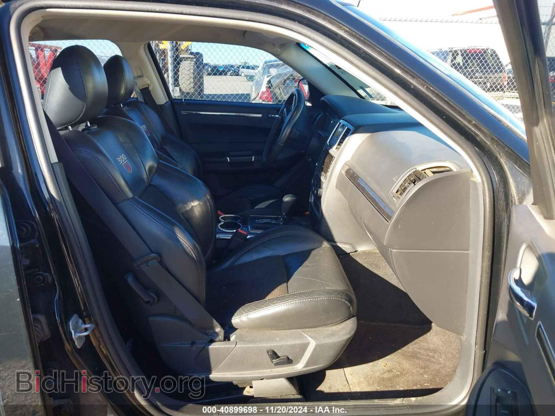 2010 CHRYSLER 300 - VIN: 2C3CA2CV7AH270728 - Фото 5