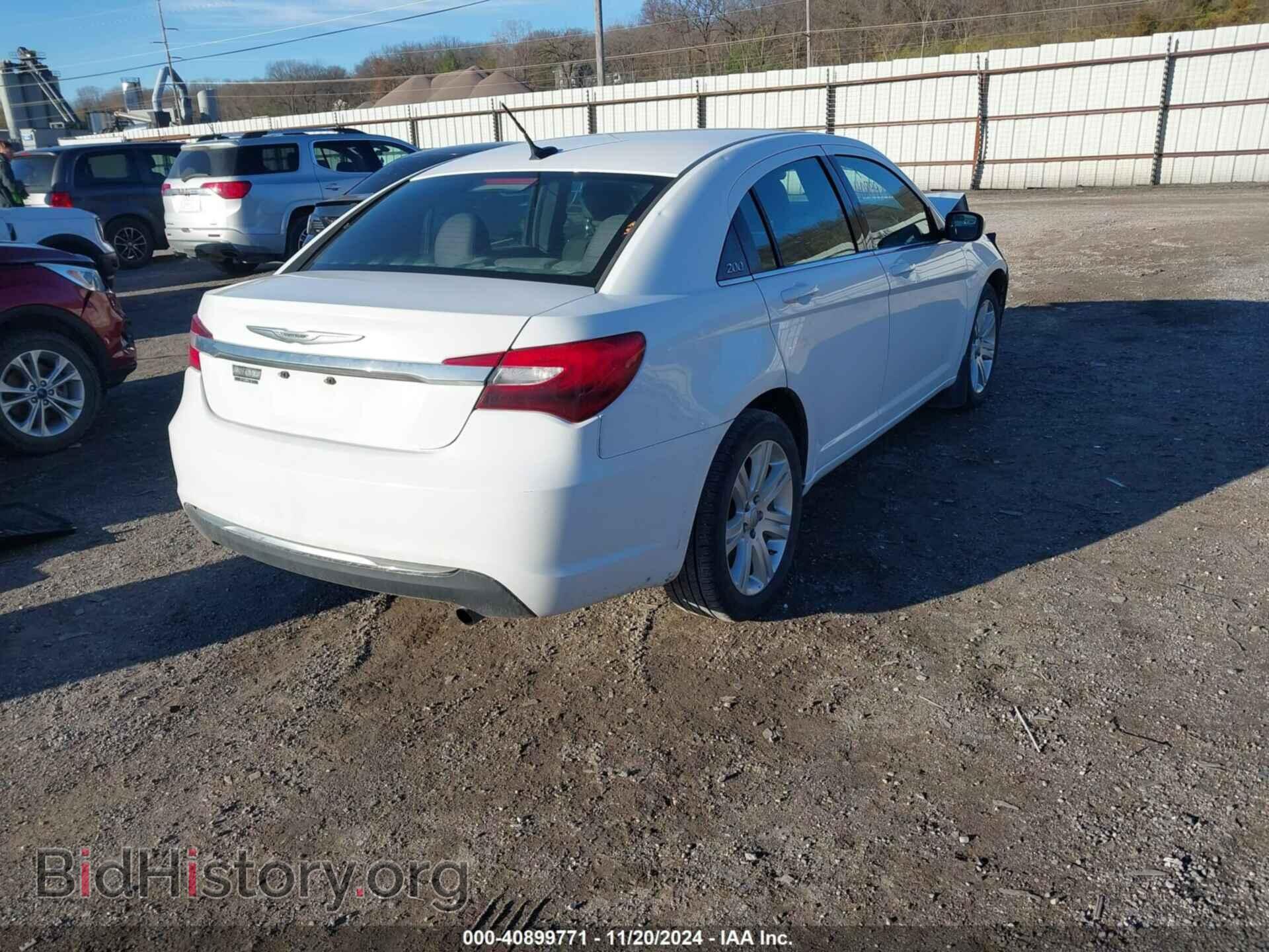 2012 CHRYSLER 200 - VIN: 1C3CCBBB4CN288518 - Фото 4