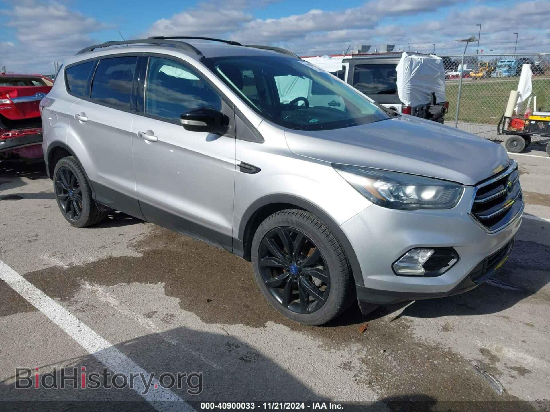 Фотография 1FMCU0JD9HUB07910 - FORD ESCAPE 2017