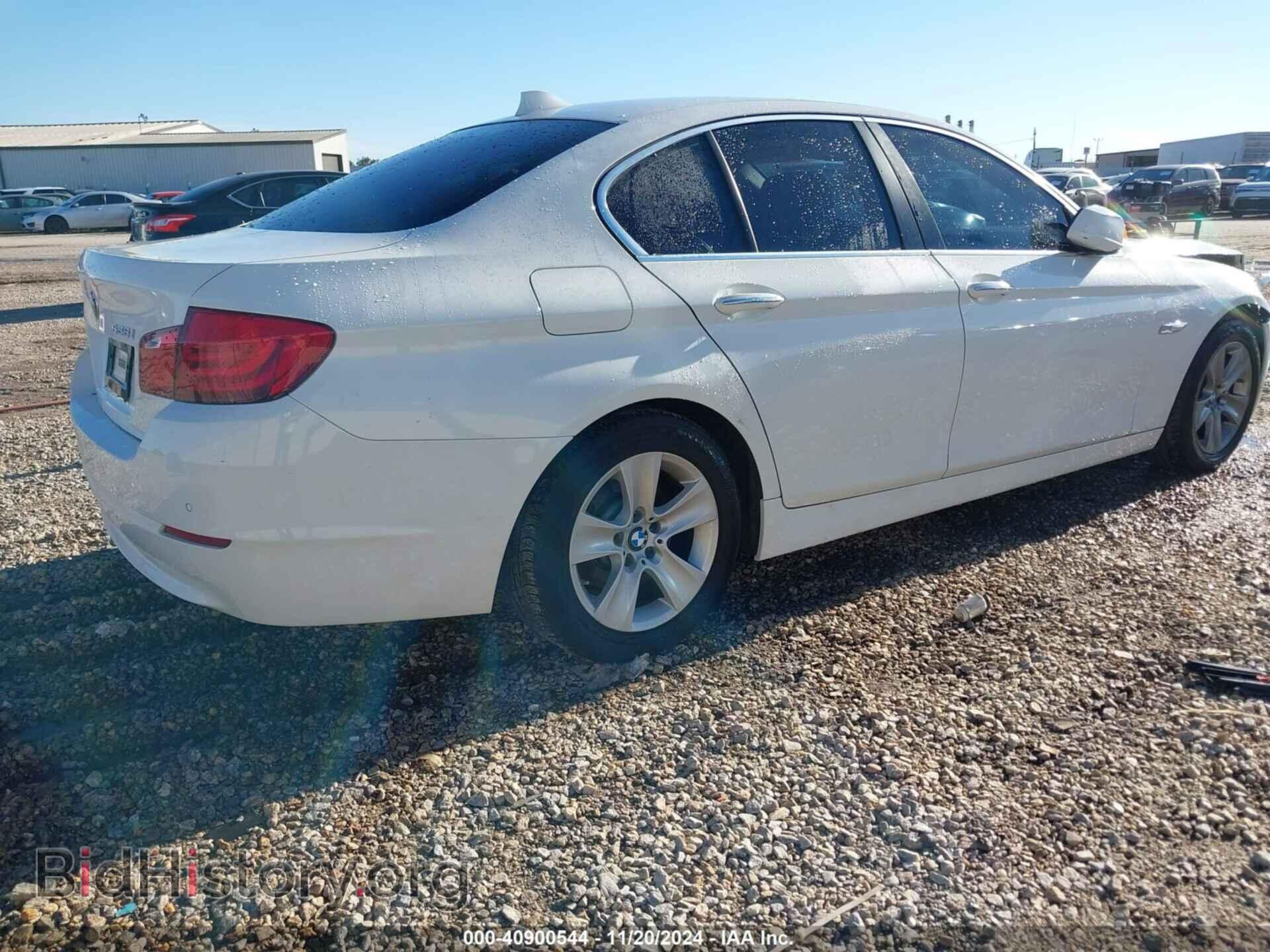 2011 BMW 528I - VIN: WBAFR1C56BC260687 - Фото 4