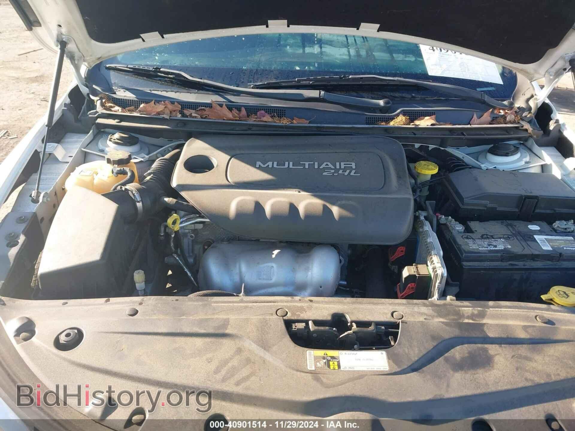2015 CHRYSLER 200 - VIN: 1C3CCCAB4FN534219 - Фото 10