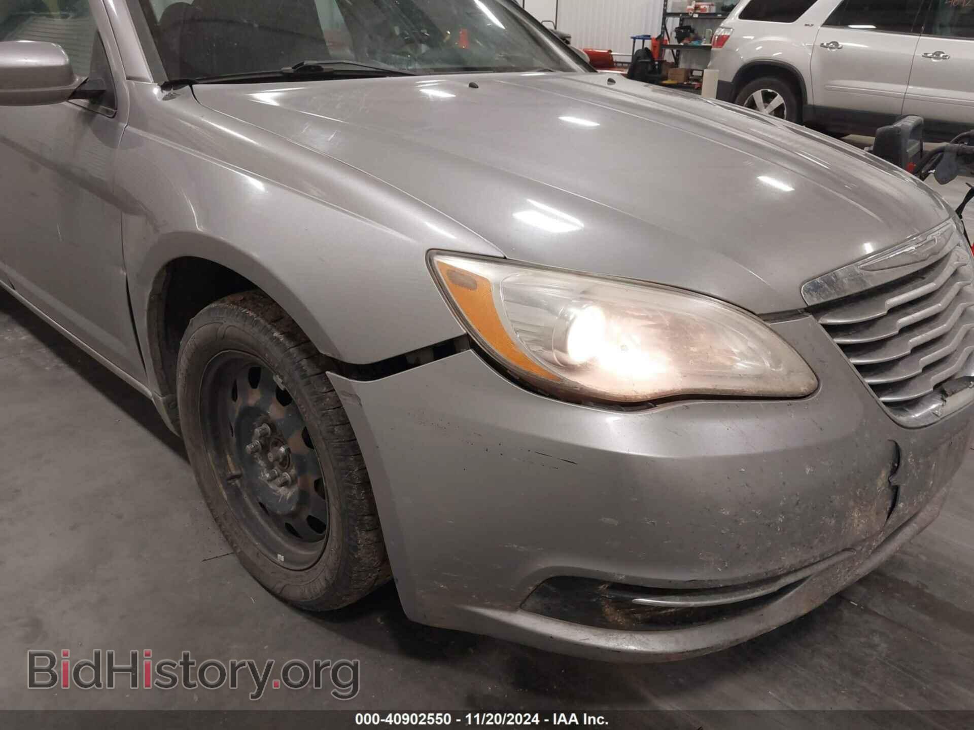 2013 CHRYSLER 200 - VIN: 1C3CCBAB0DN686571 - Фото 6