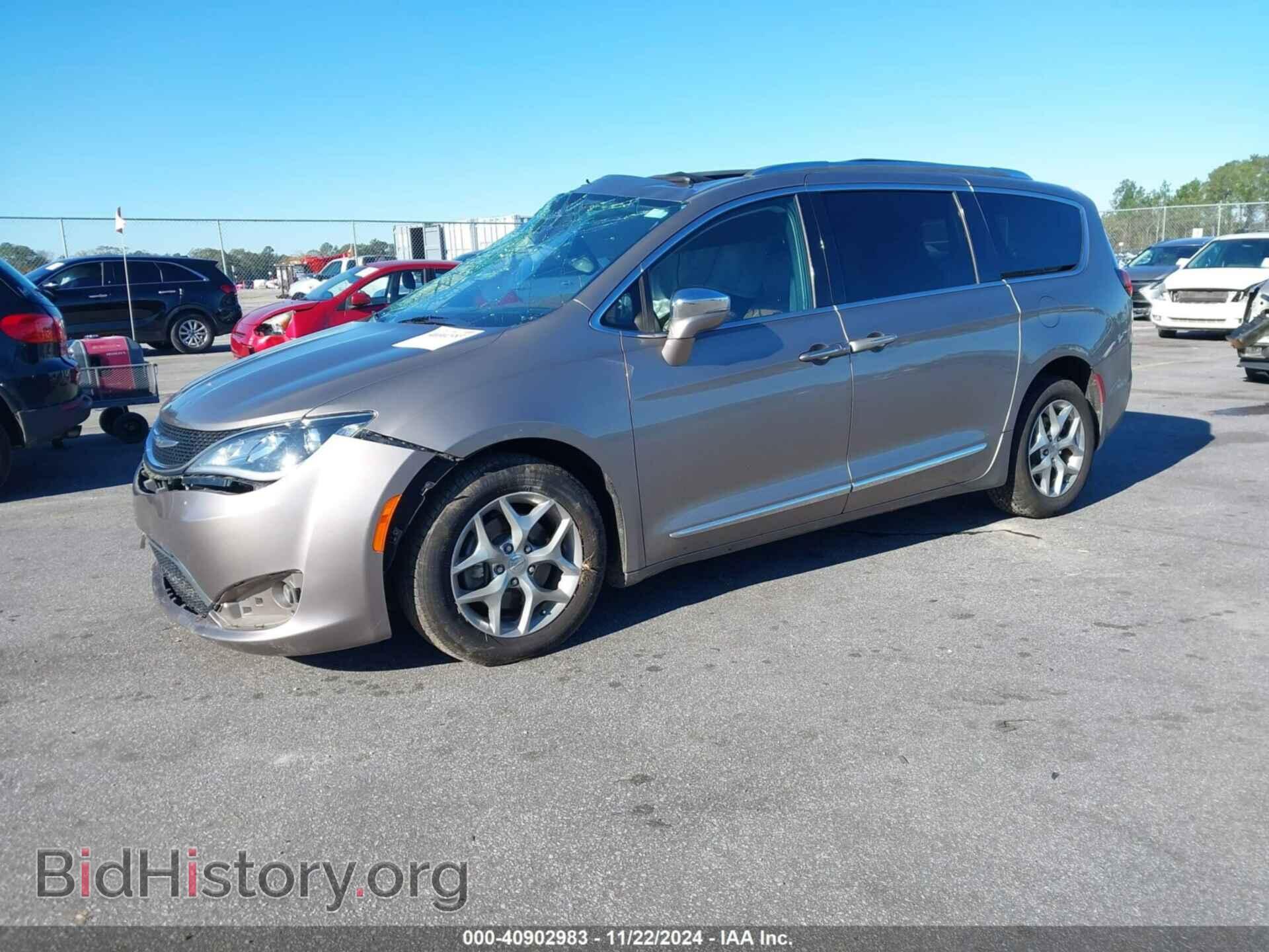 2017 CHRYSLER PACIFICA - VIN: 2C4RC1GG4HR788757 - Photo 2