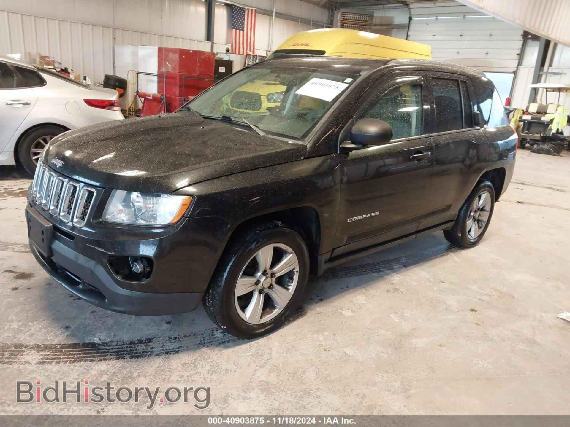 2011 JEEP COMPASS - VIN: 1J4NF1FBXBD134720 - Photo 2