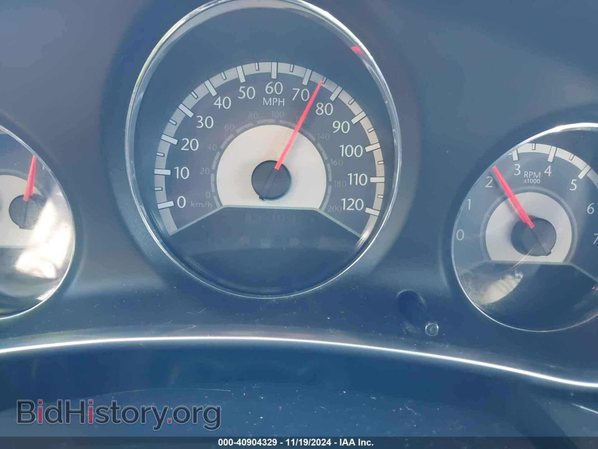 2011 CHRYSLER 200 - VIN: 1C3BC1FB2BN592817 - Фото 16