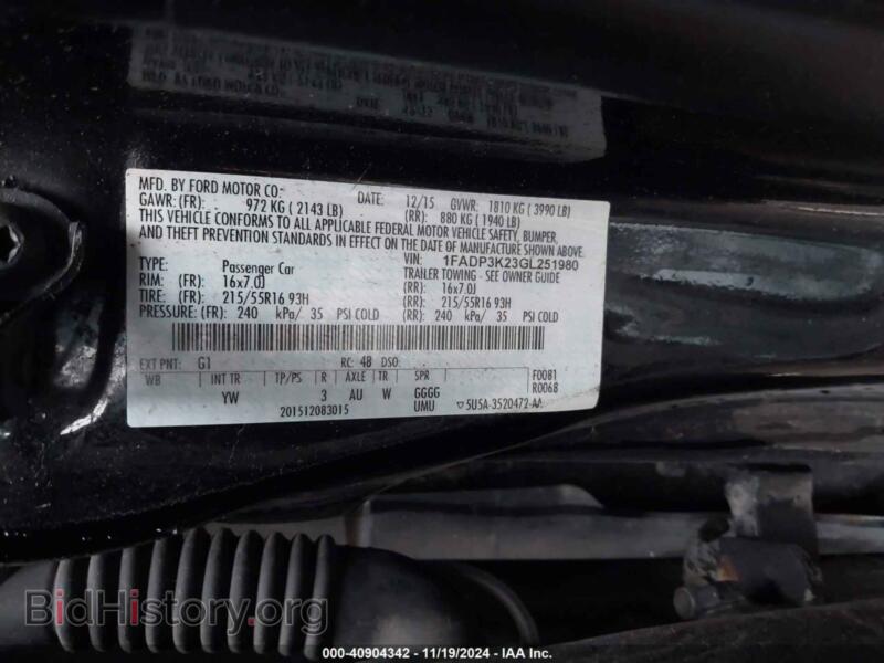 2016 Ford FOCUS (VIN 1FADP3K23GL251980) — photo 9 of 11