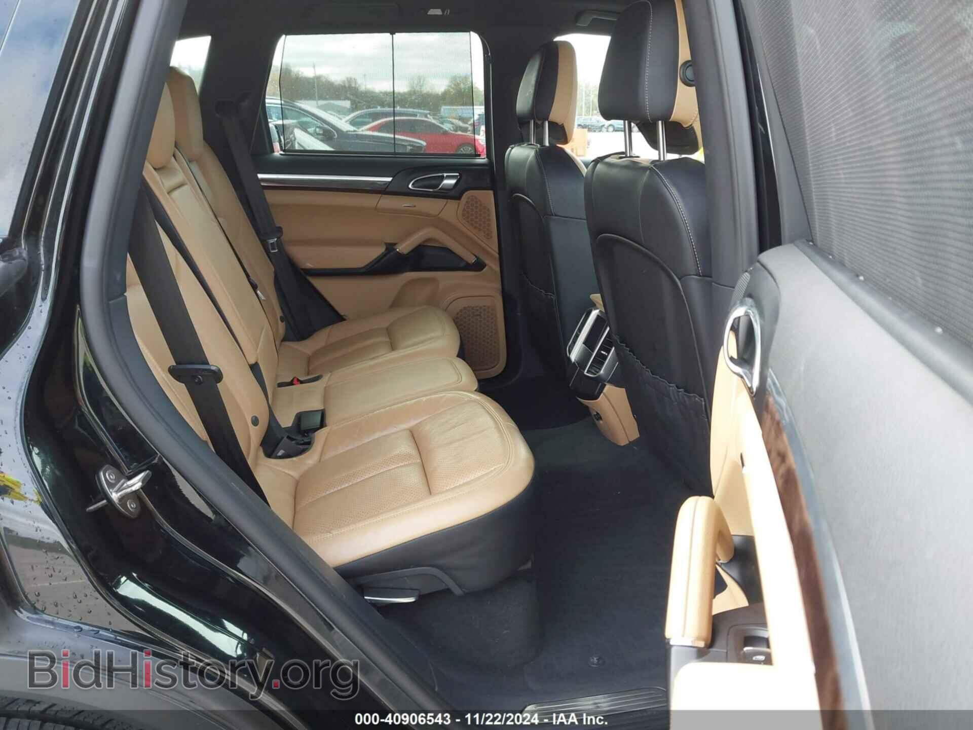 2016 PORSCHE CAYENNE - VIN: WP1AA2A23GLA01597 - Фото 8