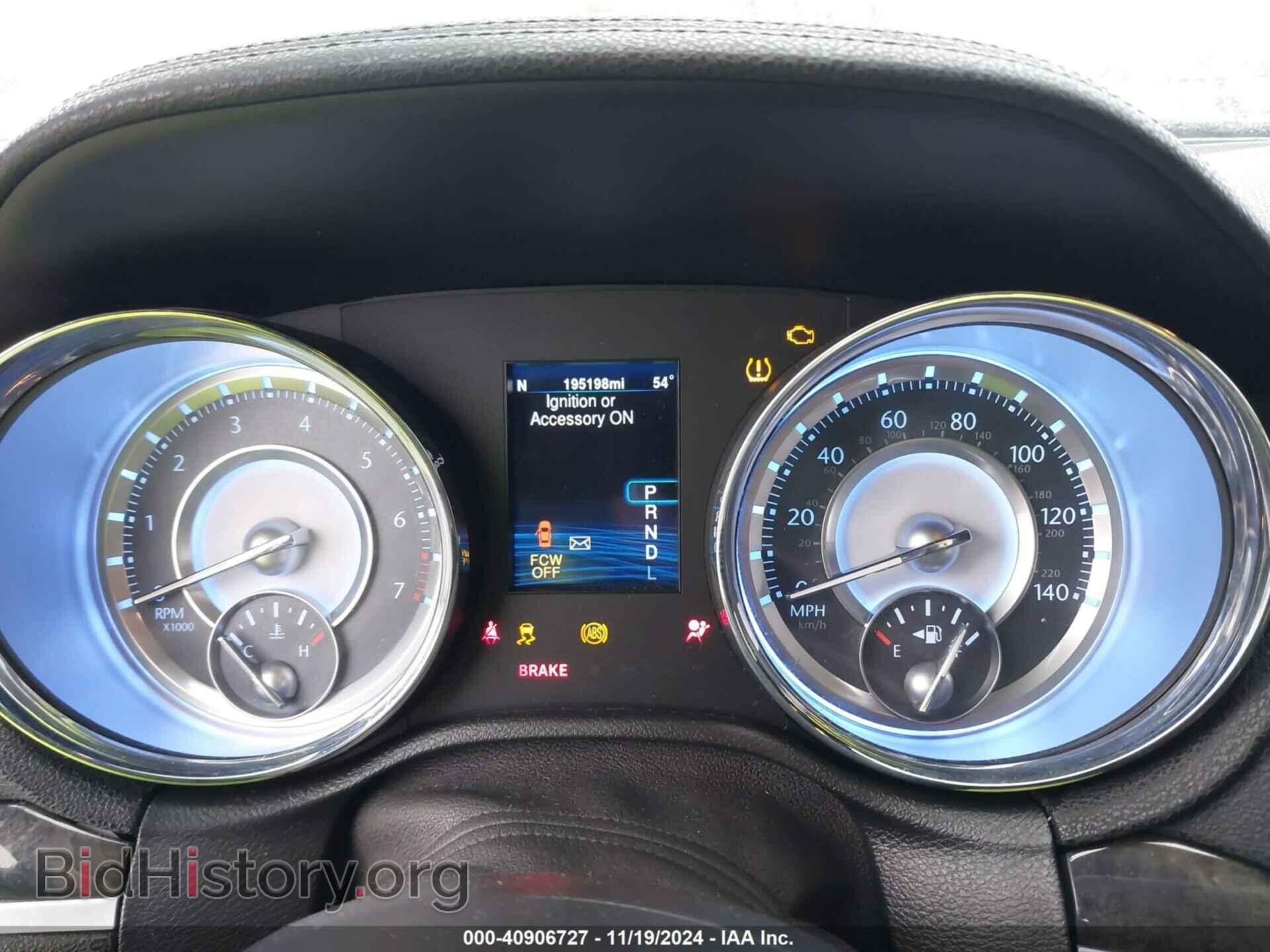2014 CHRYSLER 300C - VIN: 2C3CCAEG0EH346895 - Фото 7