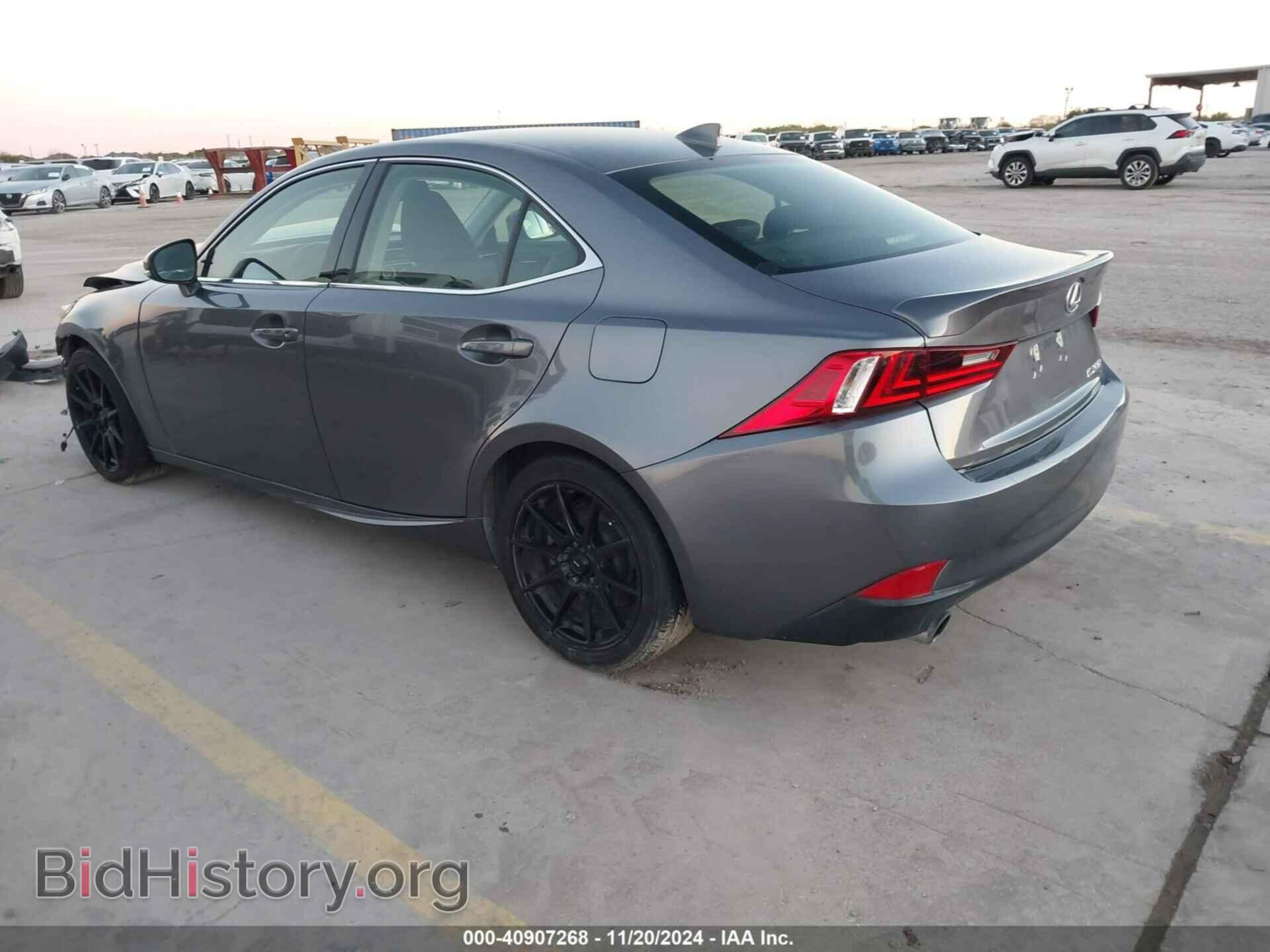2016 LEXUS IS 200T - VIN: JTHBA1D24G5001252 - Фото 3