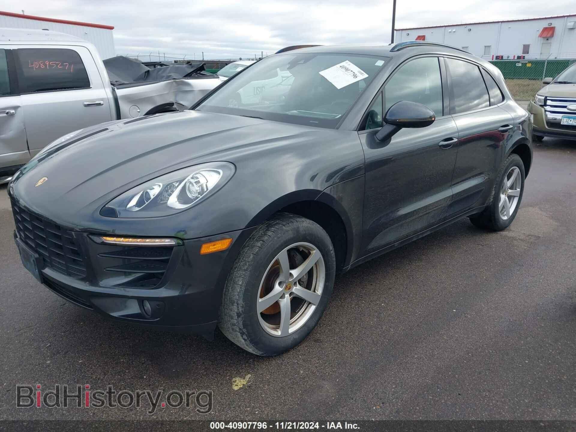 2017 PORSCHE MACAN - VIN: WP1AA2A50HLB81455 - Photo 2