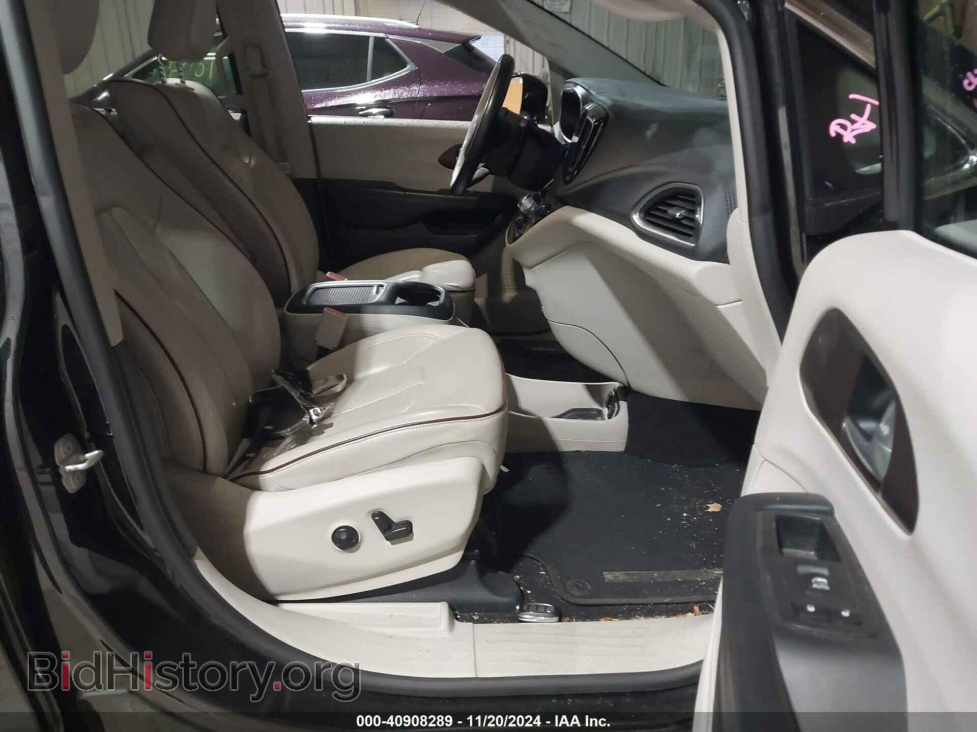 2017 CHRYSLER PACIFICA - VIN: 2C4RC1GG0HR752001 - Фото 5
