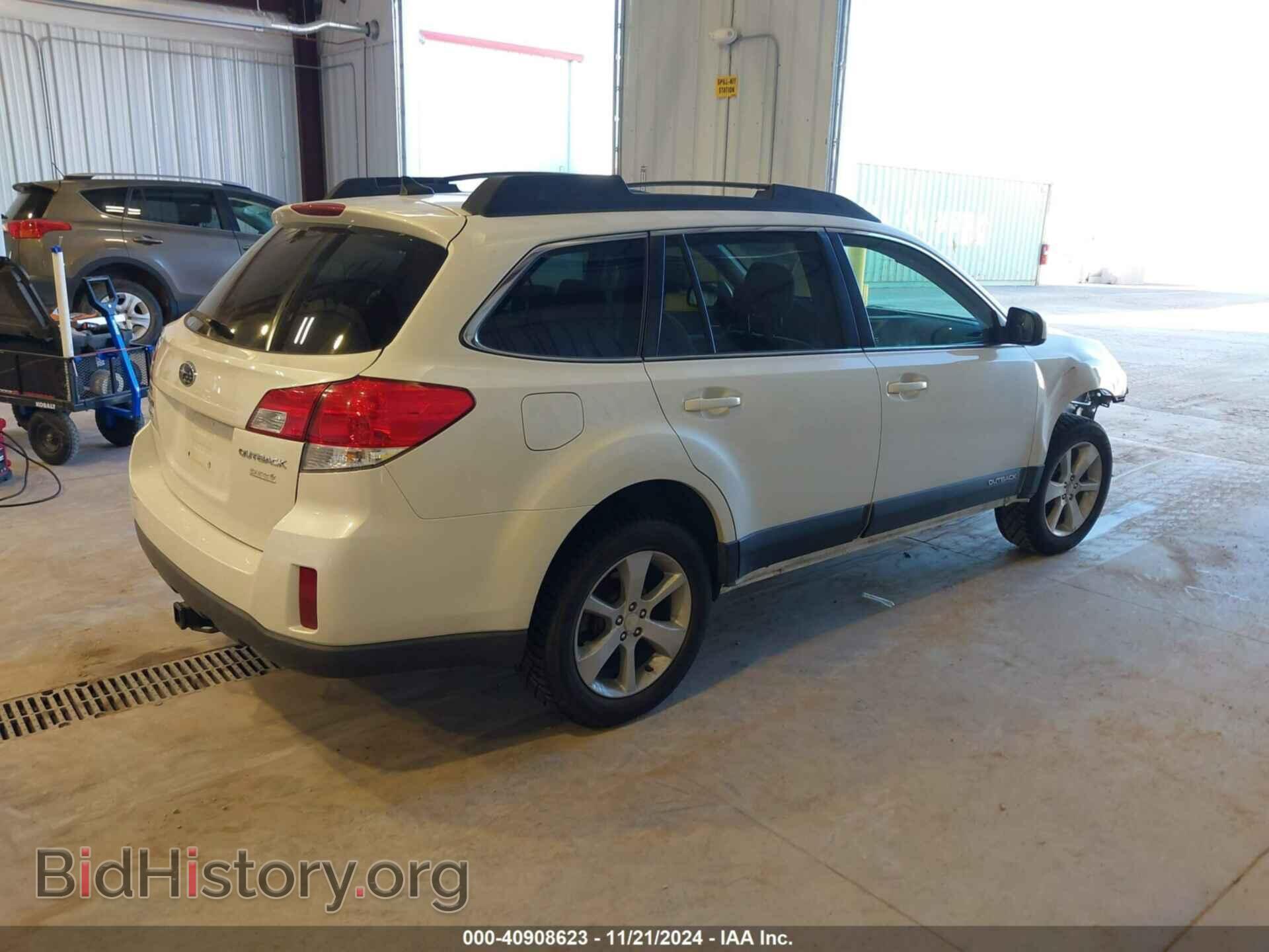 2014 SUBARU OUTBACK - VIN: 4S4BRBCC1E3271280 - Фото 4
