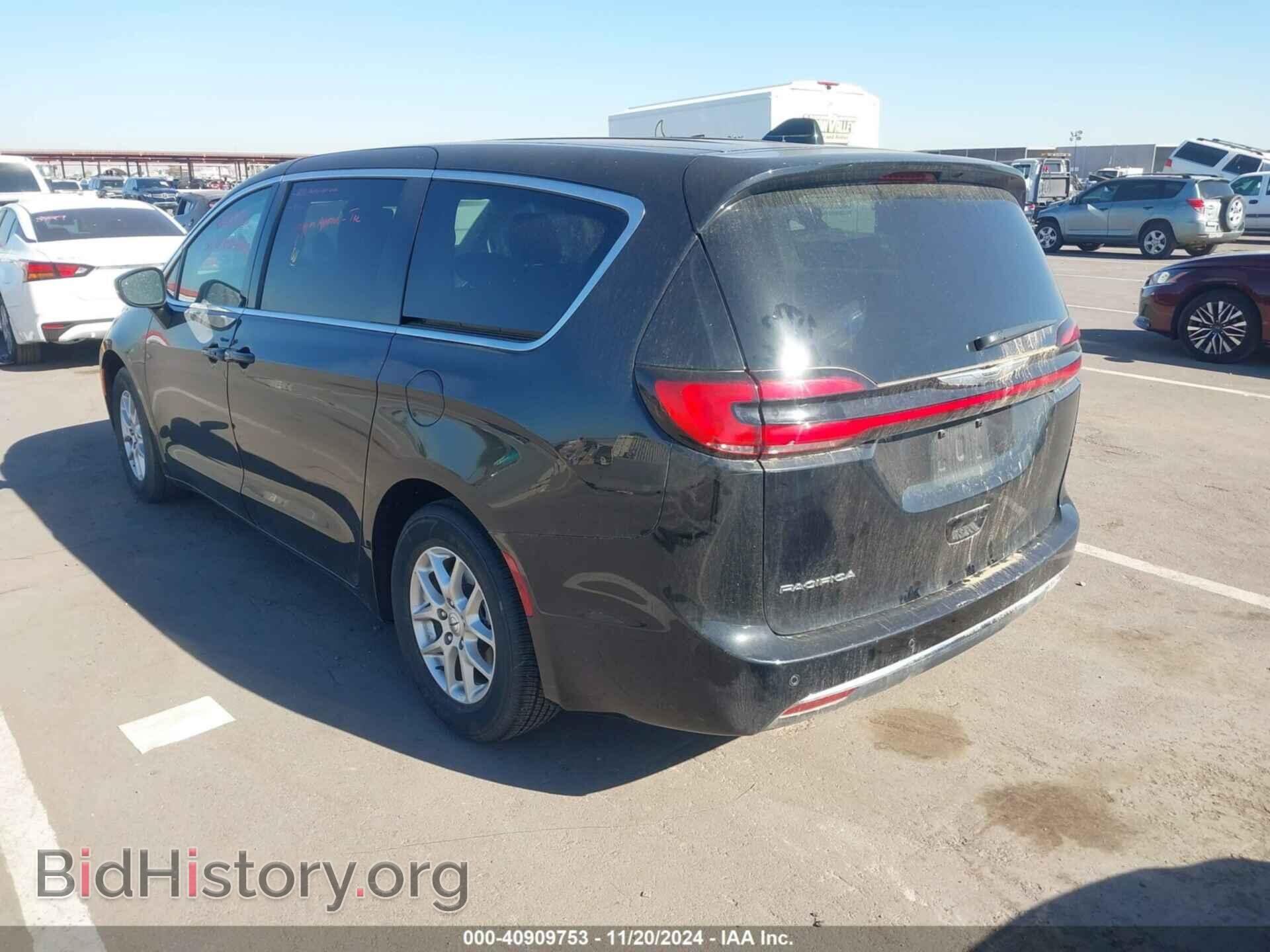 2023 CHRYSLER PACIFICA - VIN: 2C4RC1BG9PR596689 - Фото 3