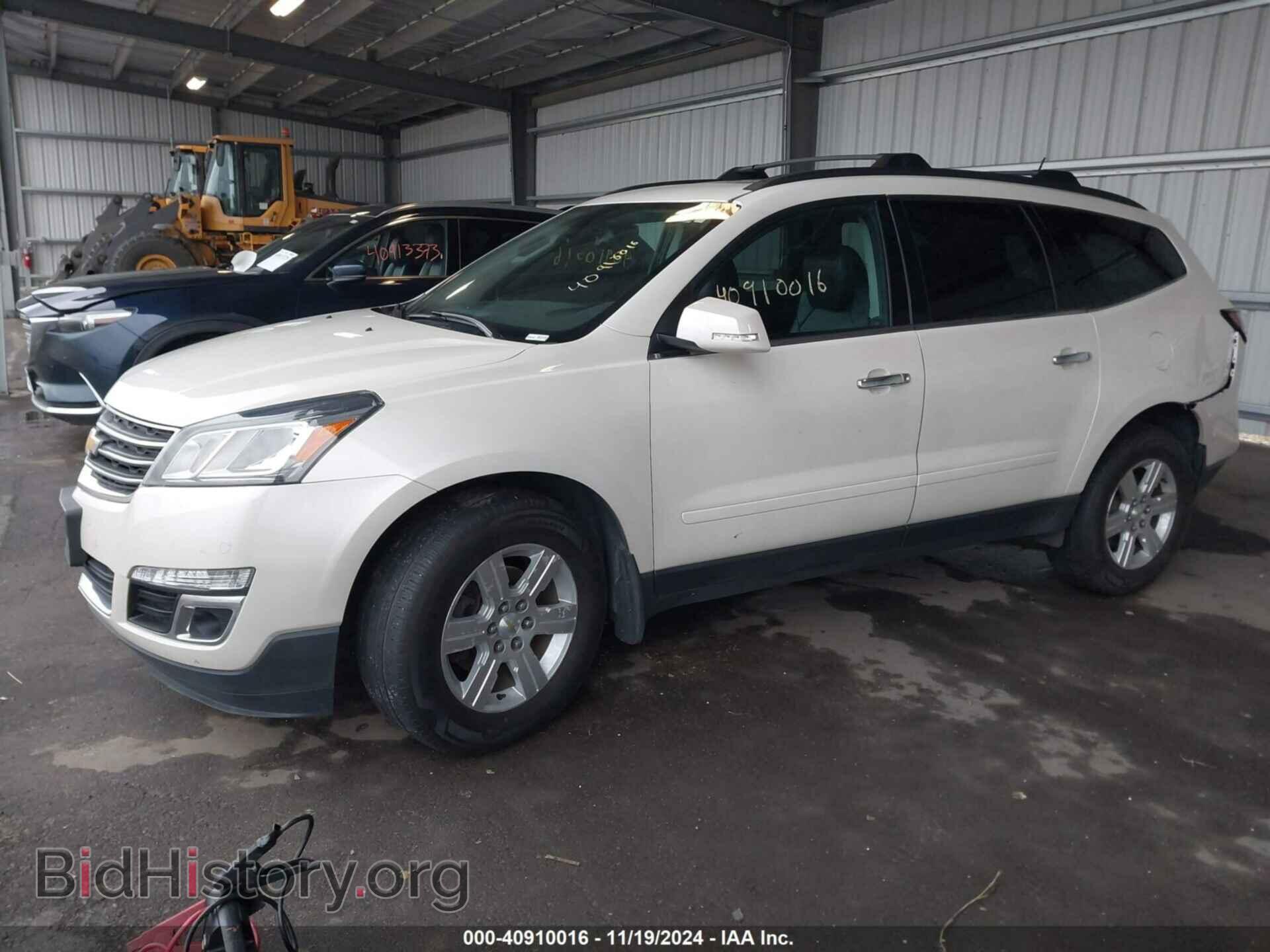 2013 CHEVROLET TRAVERSE - VIN: 1GNKVJKD5DJ199683 - Фото 2