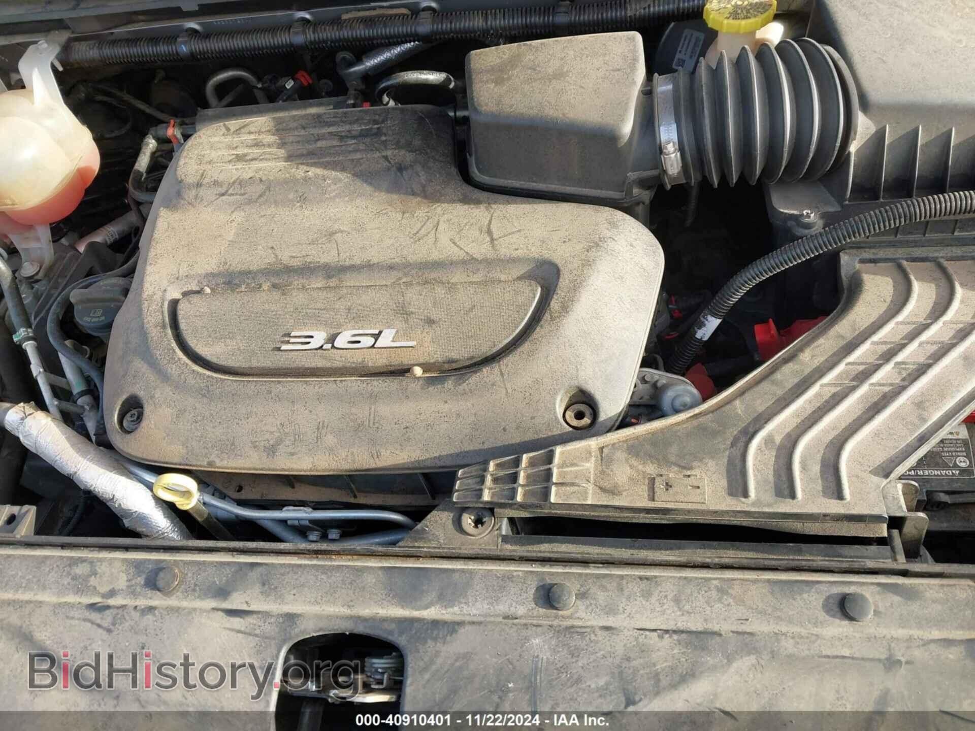 2018 CHRYSLER PACIFICA - VIN: 2C4RC1GG2JR252184 - Фото 10