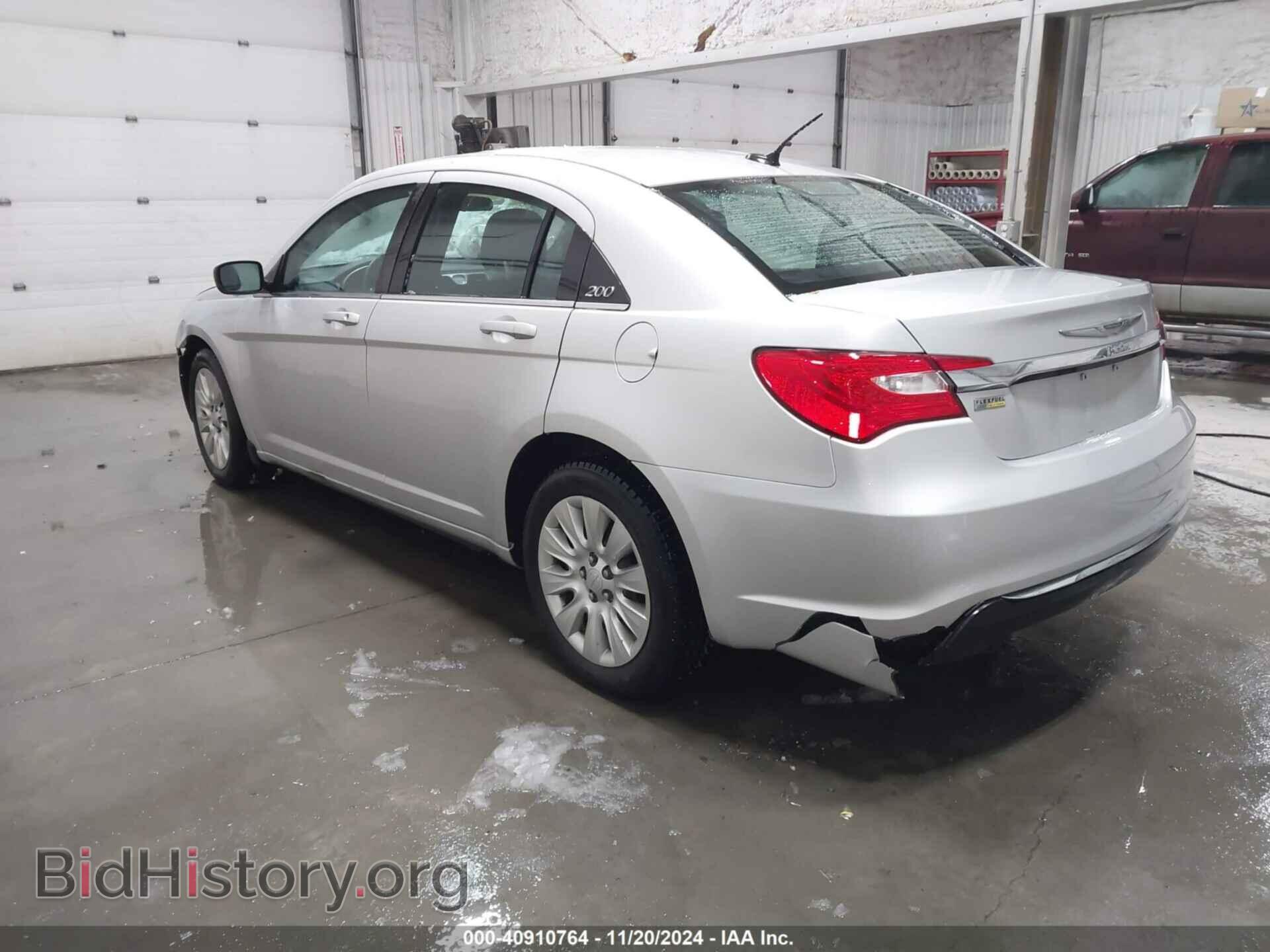 2012 CHRYSLER 200 - VIN: 1C3CCBAG1CN236325 - Фото 3