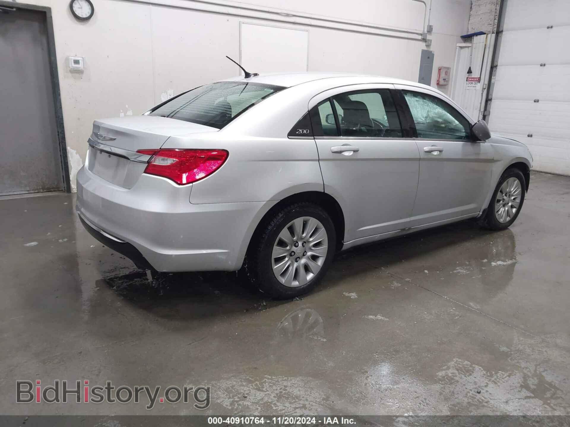 2012 CHRYSLER 200 - VIN: 1C3CCBAG1CN236325 - Фото 4