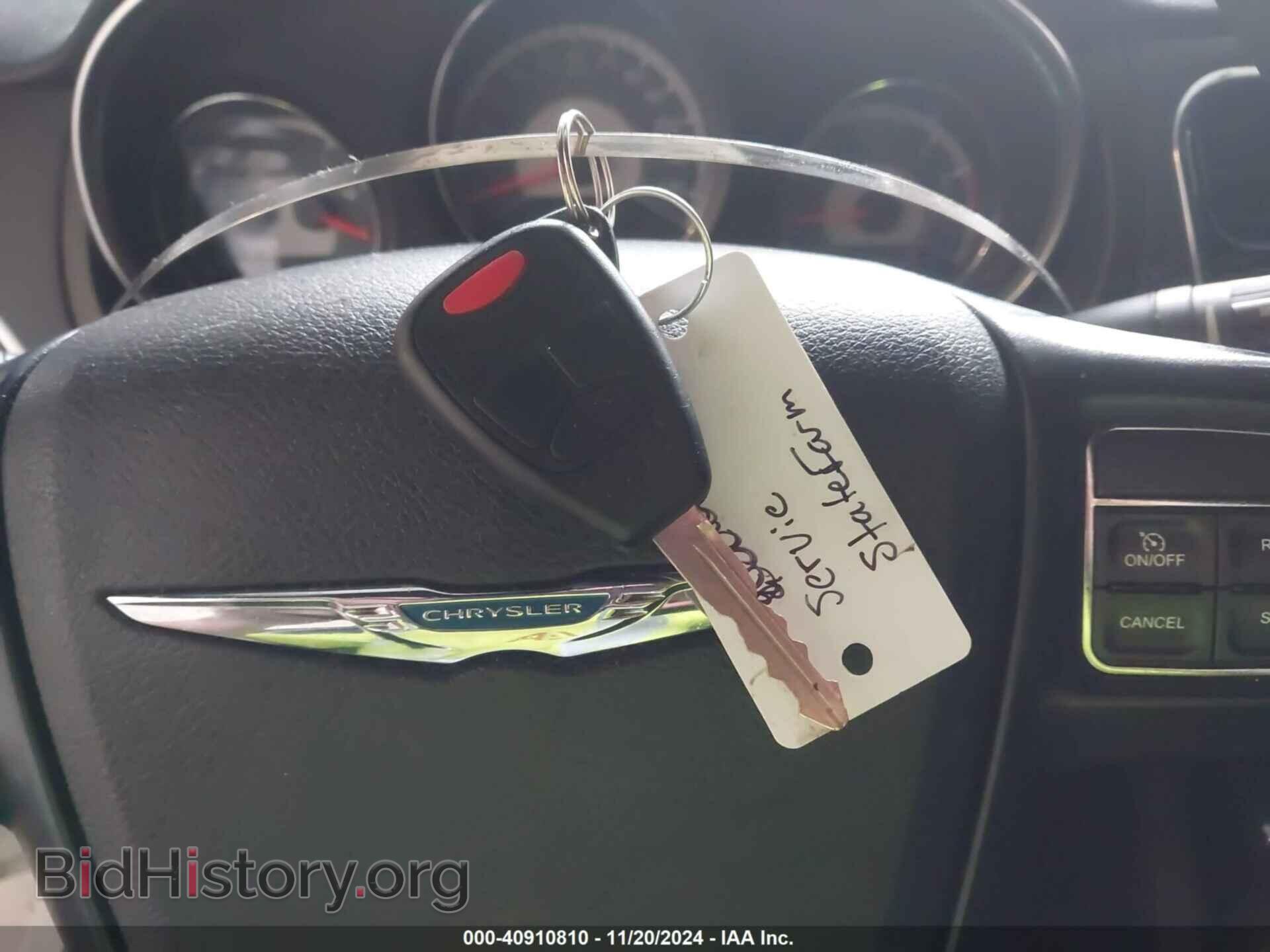 2012 CHRYSLER 200 - VIN: 1C3CCBAB4CN222357 - Фото 11