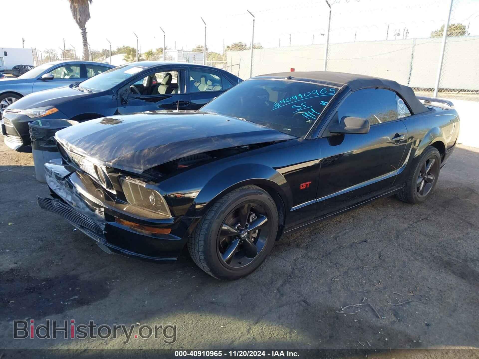 2006 FORD MUSTANG - VIN: 1ZVHT85H265250372 - Фото 2