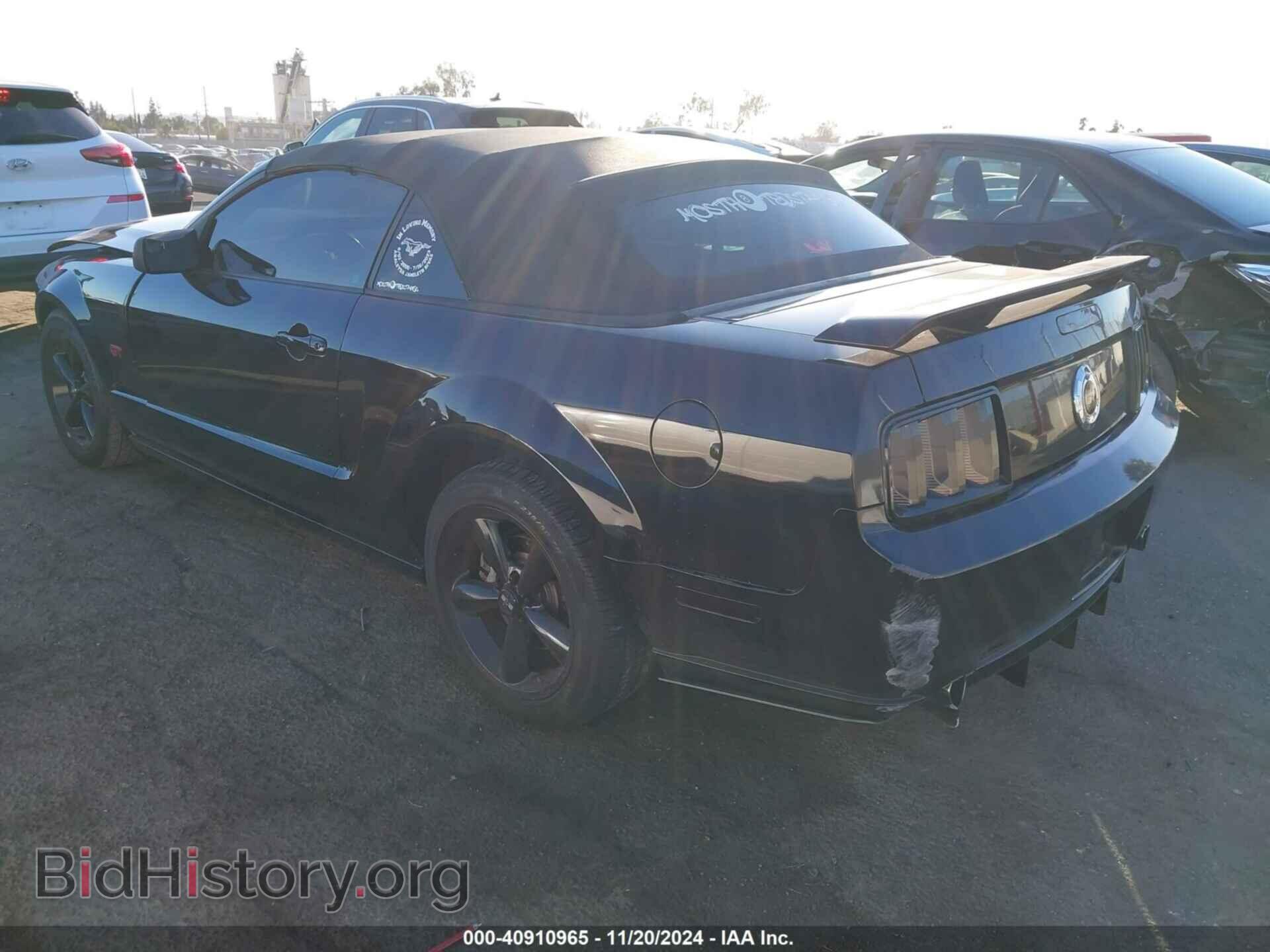 2006 FORD MUSTANG - VIN: 1ZVHT85H265250372 - Фото 3