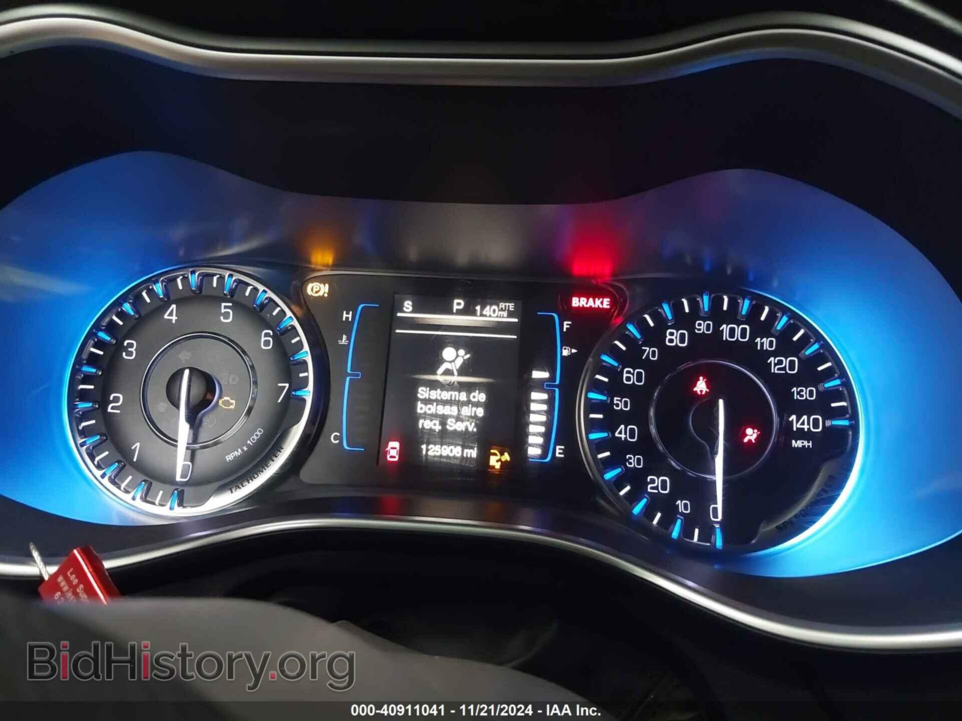 2015 CHRYSLER 200 - VIN: 1C3CCCAB1FN666970 - Фото 7