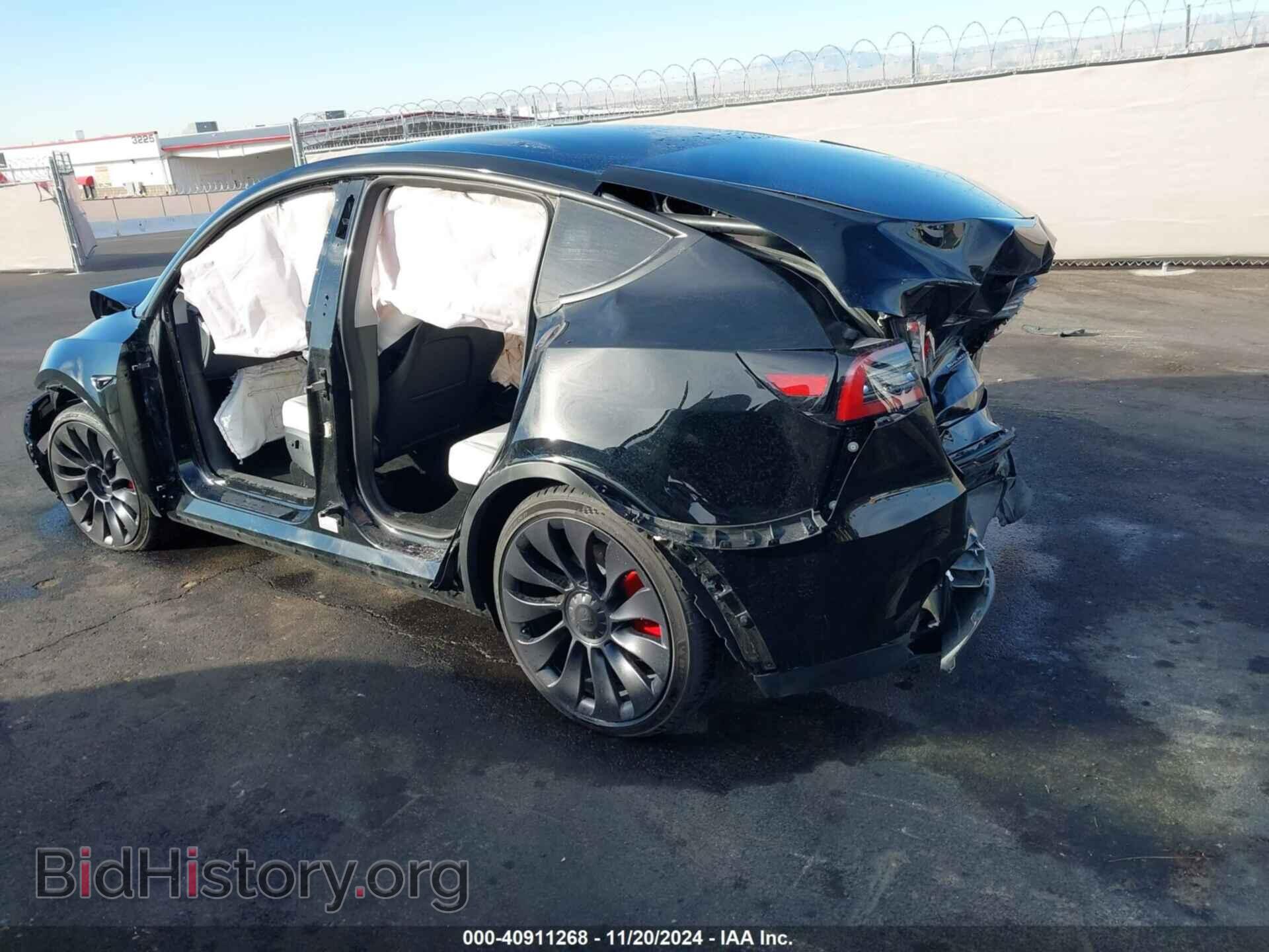2023 TESLA MODEL Y - VIN: 7SAYGDEF2PF737721 - Фото 3