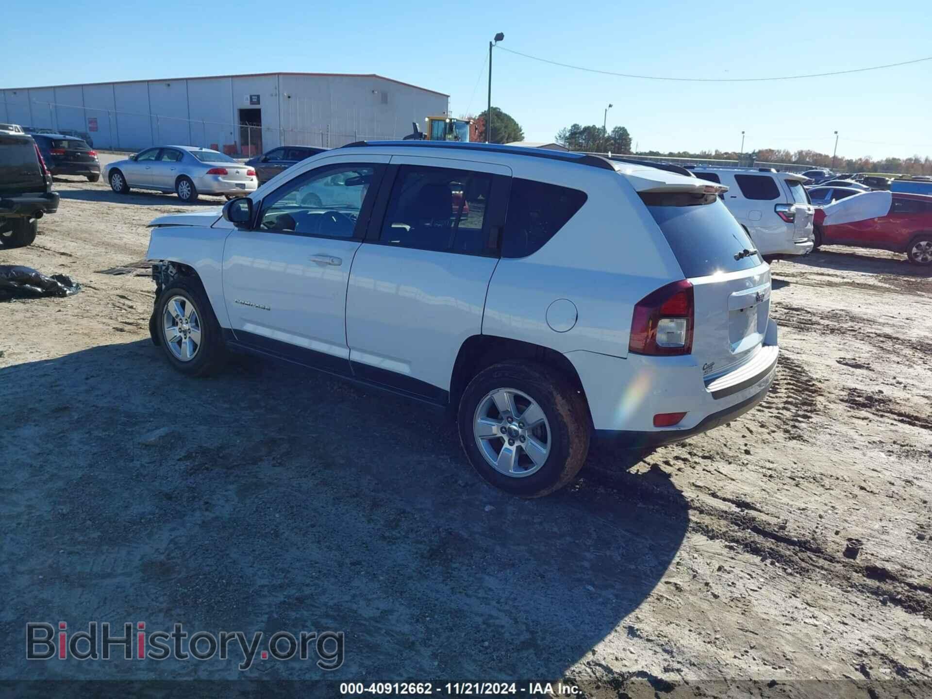 2014 JEEP COMPASS - VIN: 1C4NJCBA4ED743075 - Фото 3