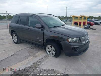 2017 Jeep COMPASS Latitude FWD, серый — VIN 1C4NJCEB3HD197961, IAAI