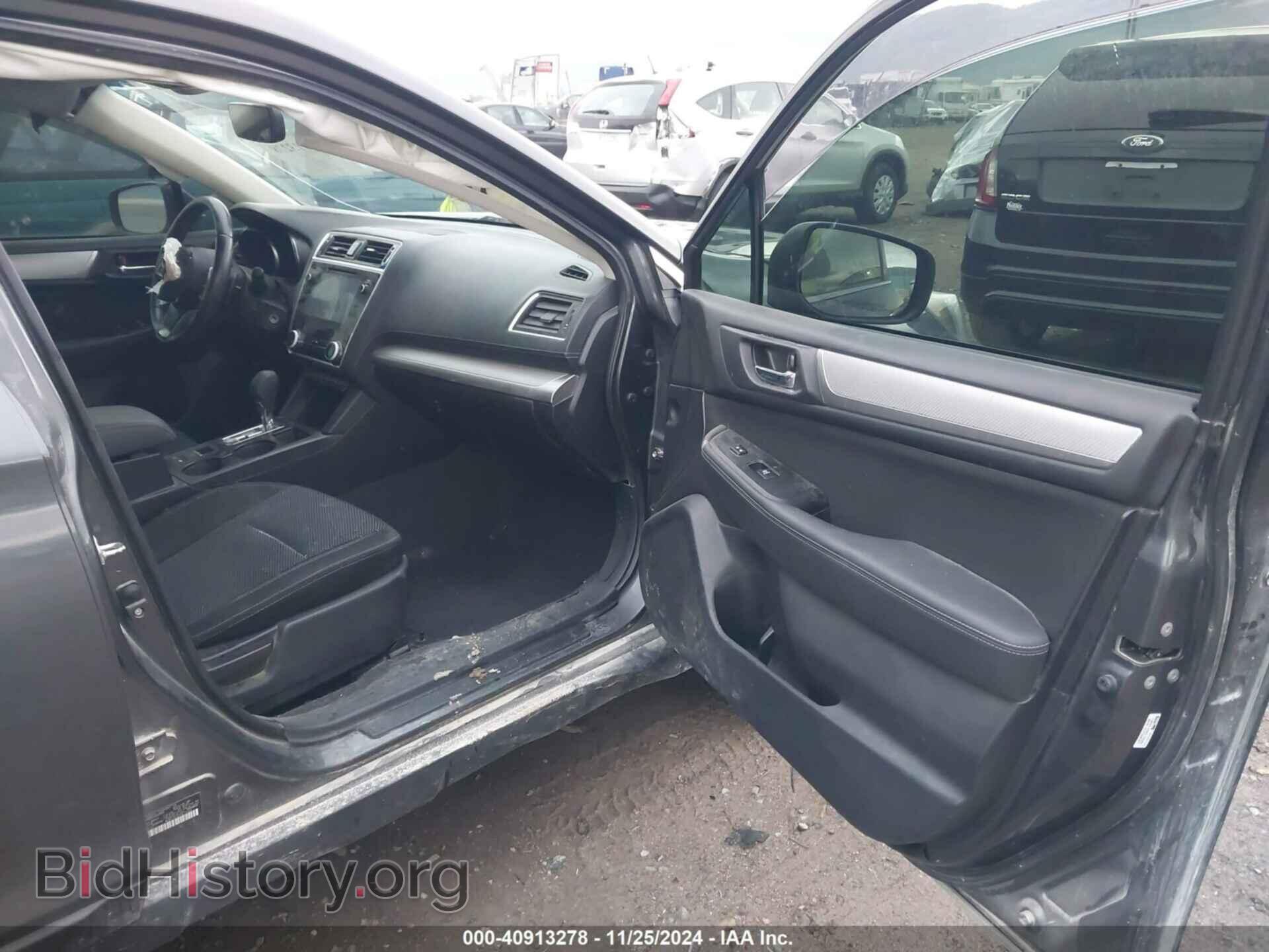 2019 SUBARU OUTBACK - VIN: 4S4BSAFC2K3290510 - Фото 5