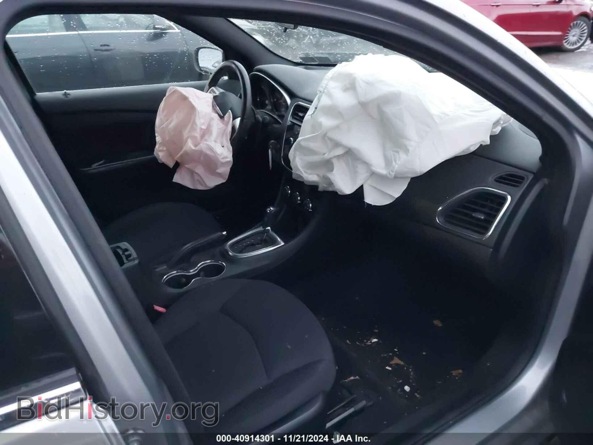 2014 CHRYSLER 200 - VIN: 1C3CCBBB1EN185835 - Фото 5