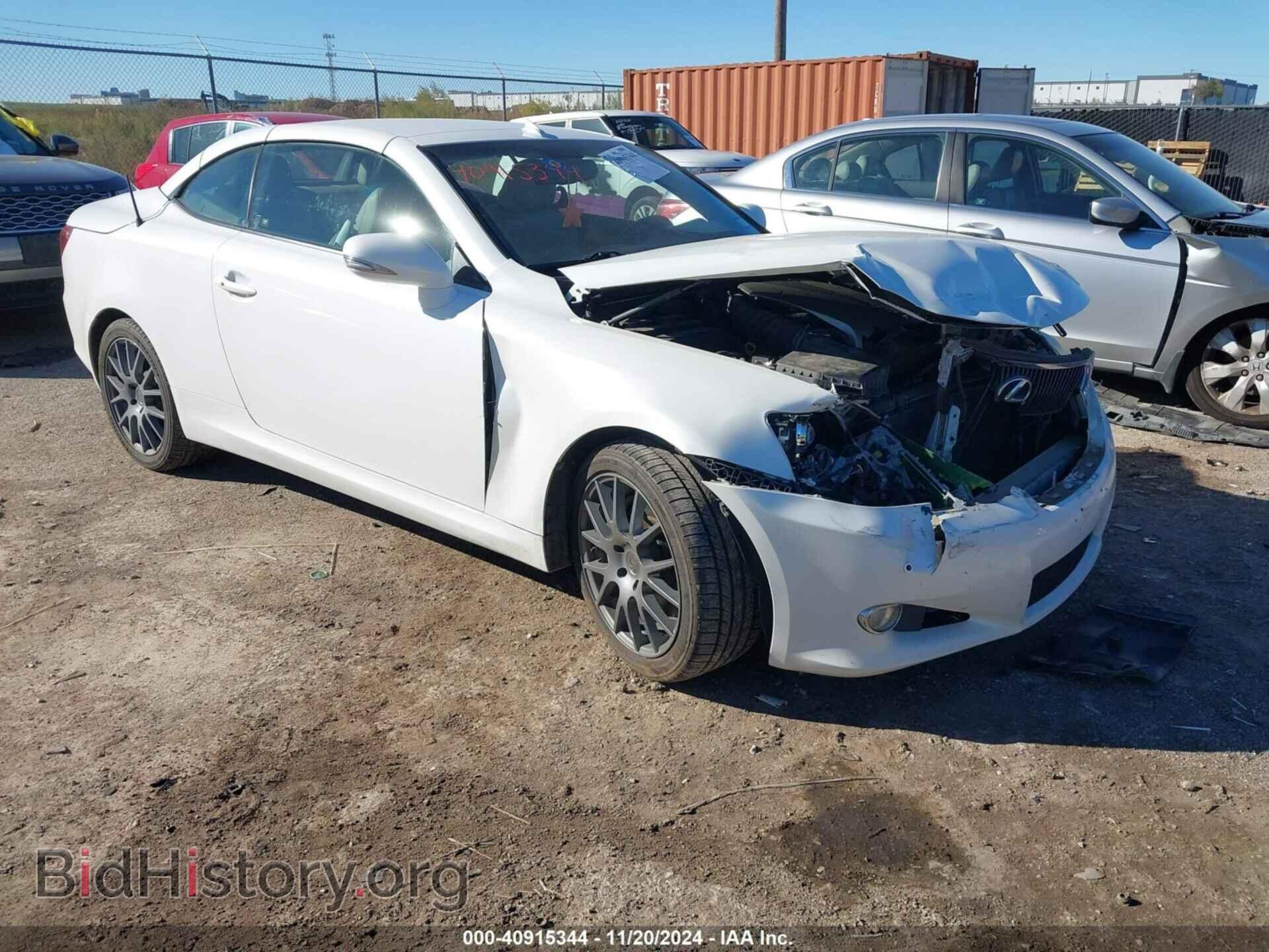 Photo JTHFE2C26B2505518 - LEXUS IS 350C 2011