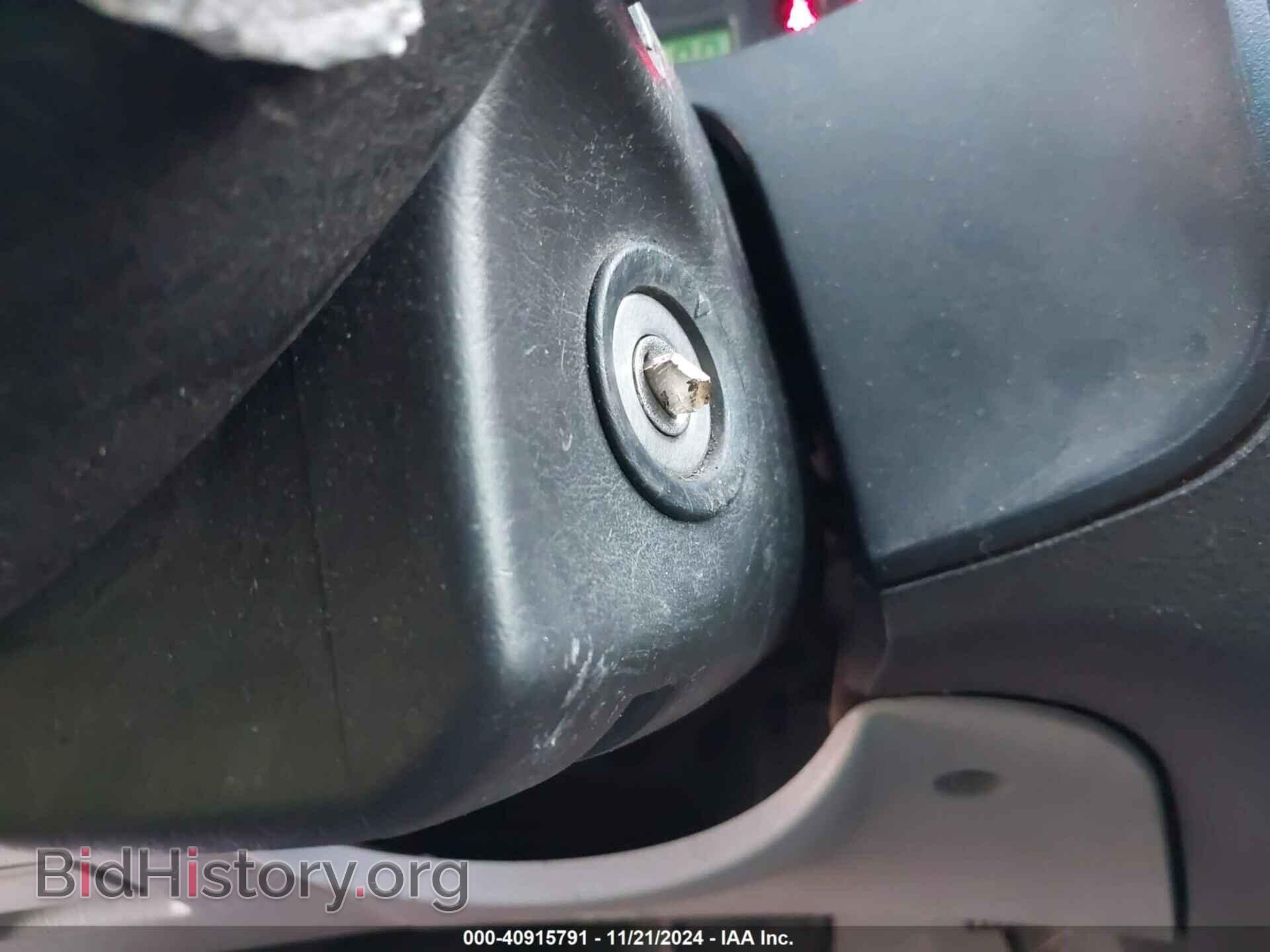 2006 FORD FOCUS - VIN: 1FAFP36N86W242590 - Фото 11