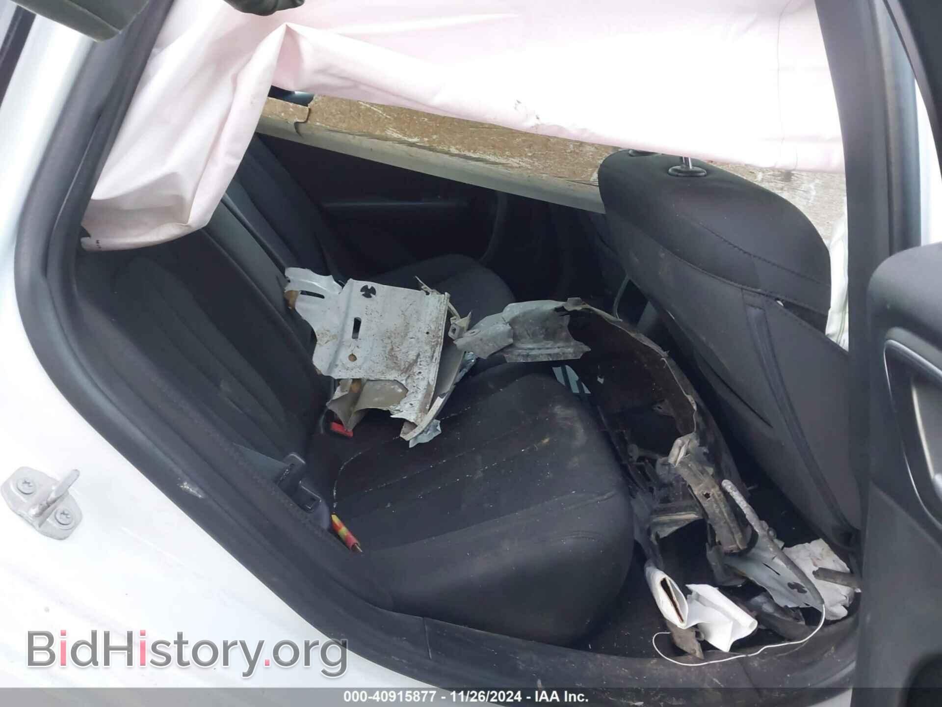 2016 CHRYSLER 200 - VIN: 1C3CCCABXGN174424 - Фото 8