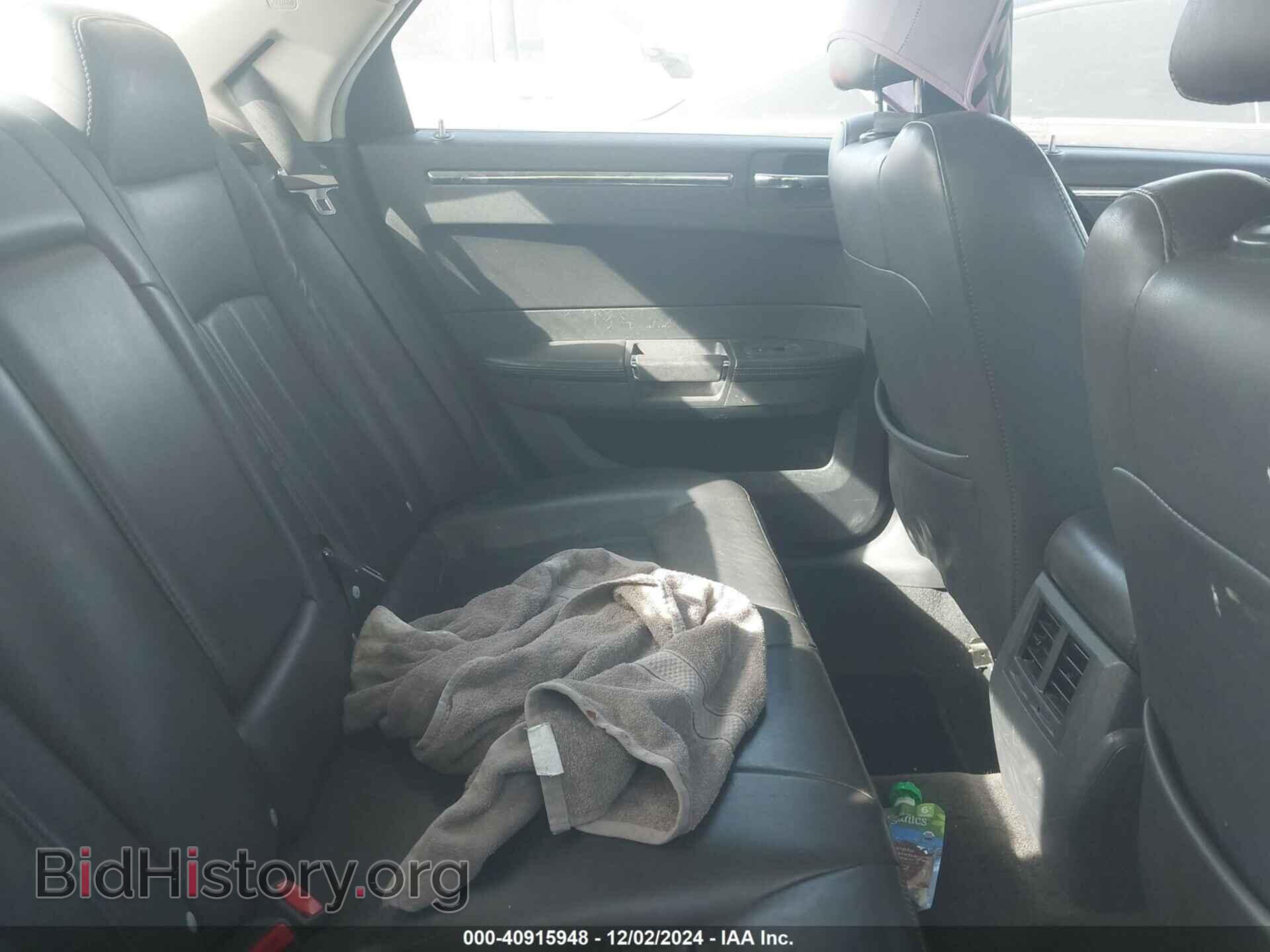 2010 CHRYSLER 300C - VIN: 2C3CA9CT3AH318331 - Фото 8