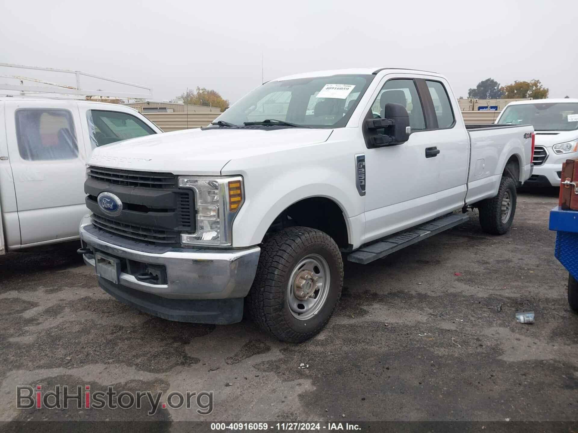 2018 FORD F-250 - VIN: 1FT7X2B63JEC08322 - Фото 2