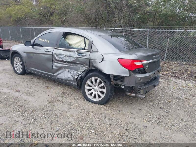2013 Chrysler 200 (VIN 1C3CCBBG9DN623933) — photo 3 of 19